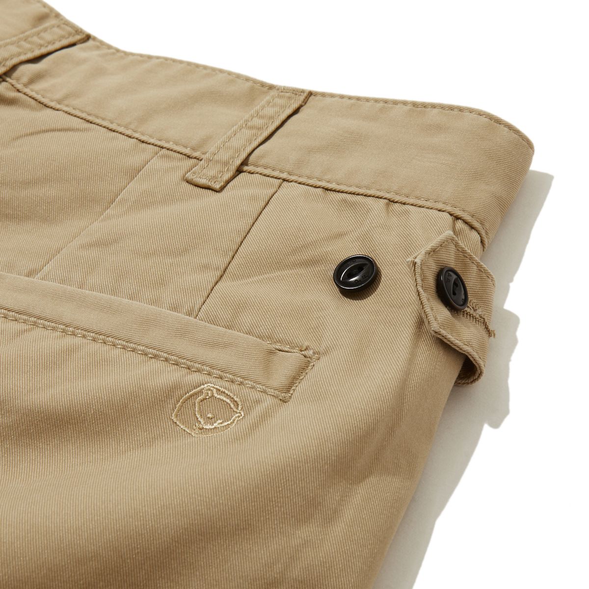 펜필드(PENFIELD) 가드너 테일러드 치노 쇼츠 베이지_FR2WP56U