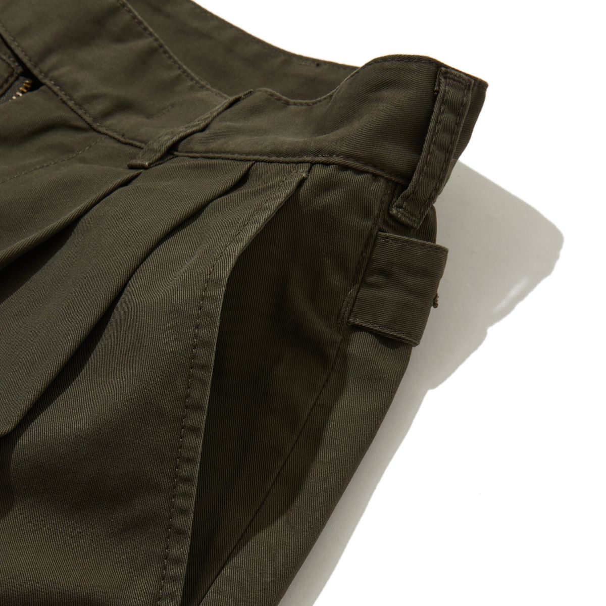 펜필드(PENFIELD) 가드너 테일러드 치노 쇼츠 올리브_FR2WP57U