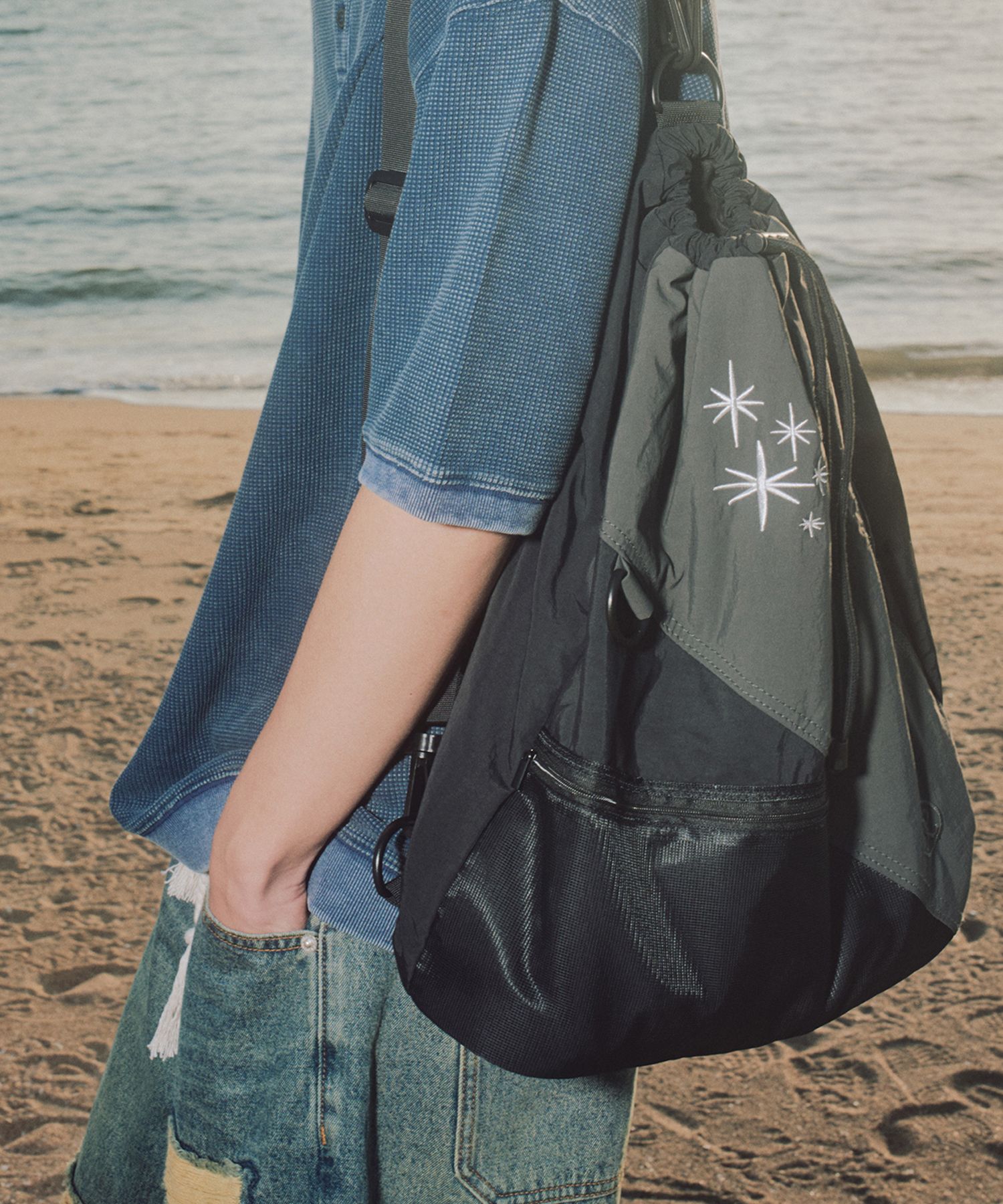 MUSINSA | XTONZ XTA075 Galaxy Two Way Nylon String Bag (BLACK)