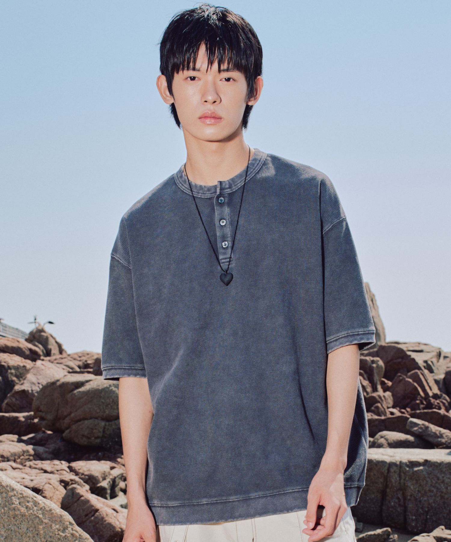 ★XTONZ★ XTT144 Vintage Washed Waffle Henley Neck T-Shirt C MUSINSA | XTONZ XTT144 Vintage Washed Waffle Henley Neck T