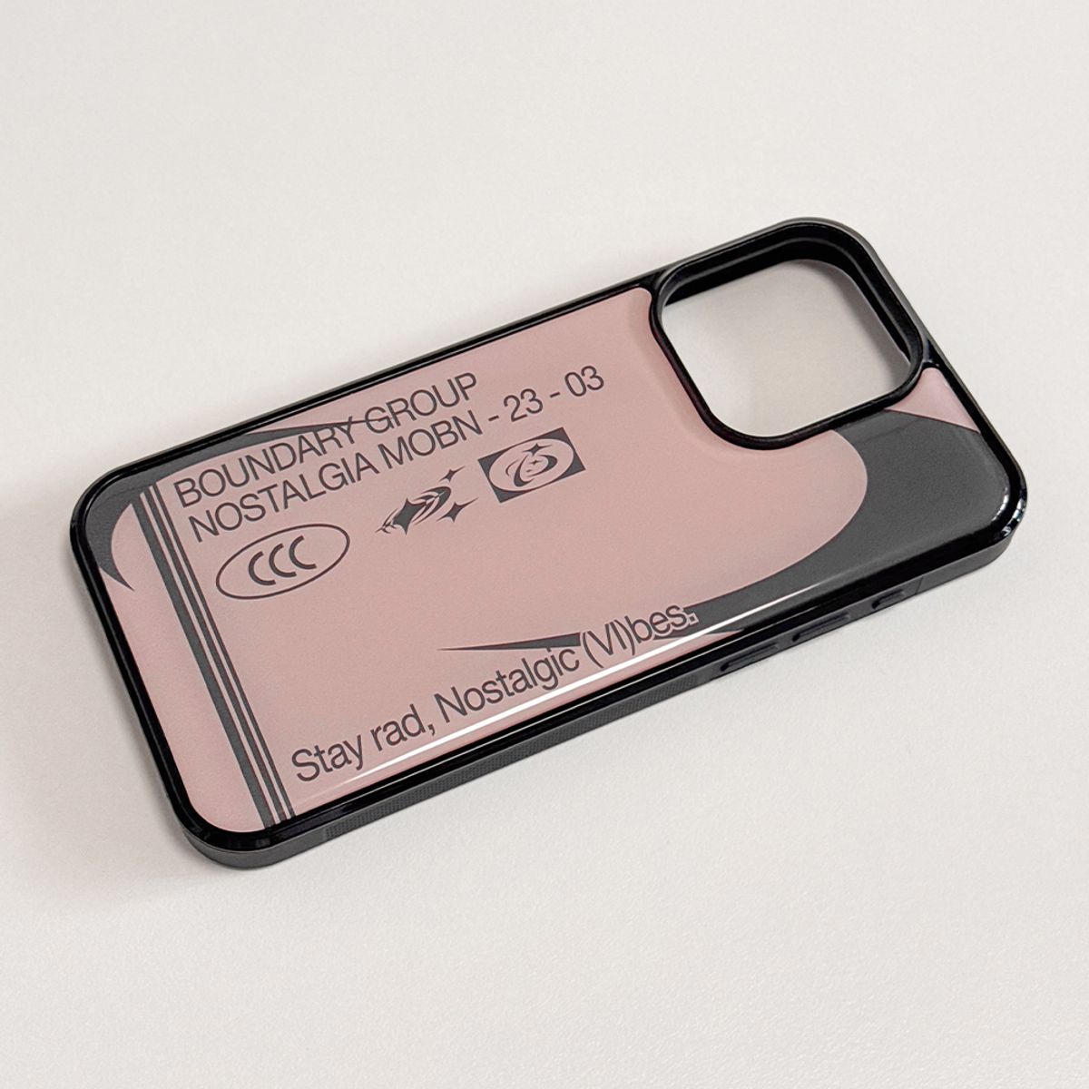 메모리즈바운더리(MEMORIESBOUNDARY) Dusty, Nostalgic Vibes Phone Case (DustyPink/CharcoalGray)