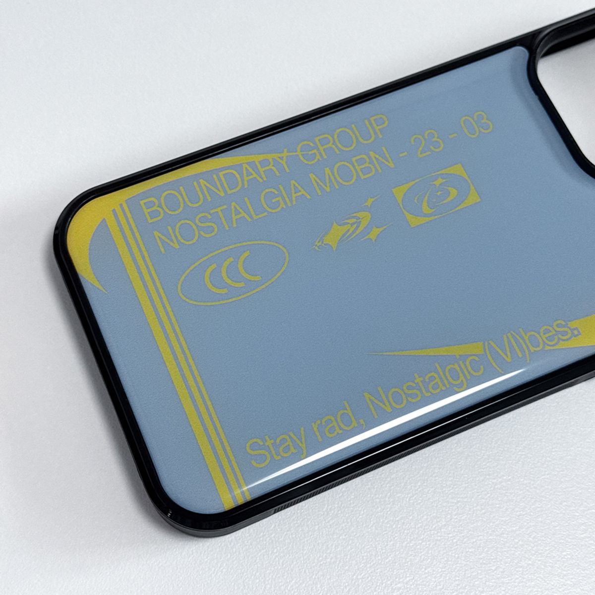 메모리즈바운더리(MEMORIESBOUNDARY) Dusty, Nostalgic Vibes Phone Case (PowderBlue/Goldenrod)