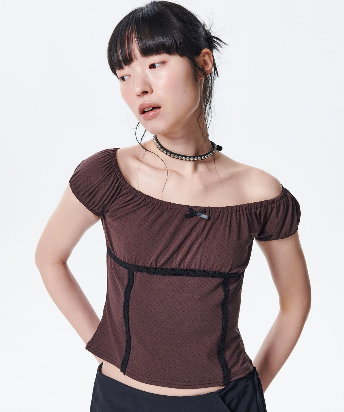 러닝하이(RUNNINGHIGH) 폴카 닷 슬림 탑 [브라운]