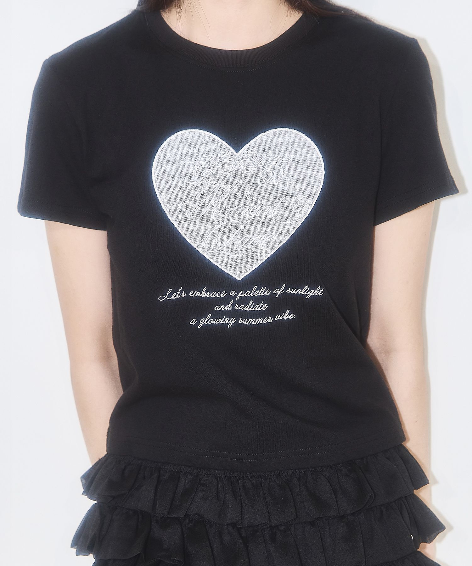 ◇ILLIGO◇ Signature Heart Fitted Crop Tee Black MUSINSA | ILLIGO Heart Lace Fitted Crop T-Shirt Charcoal