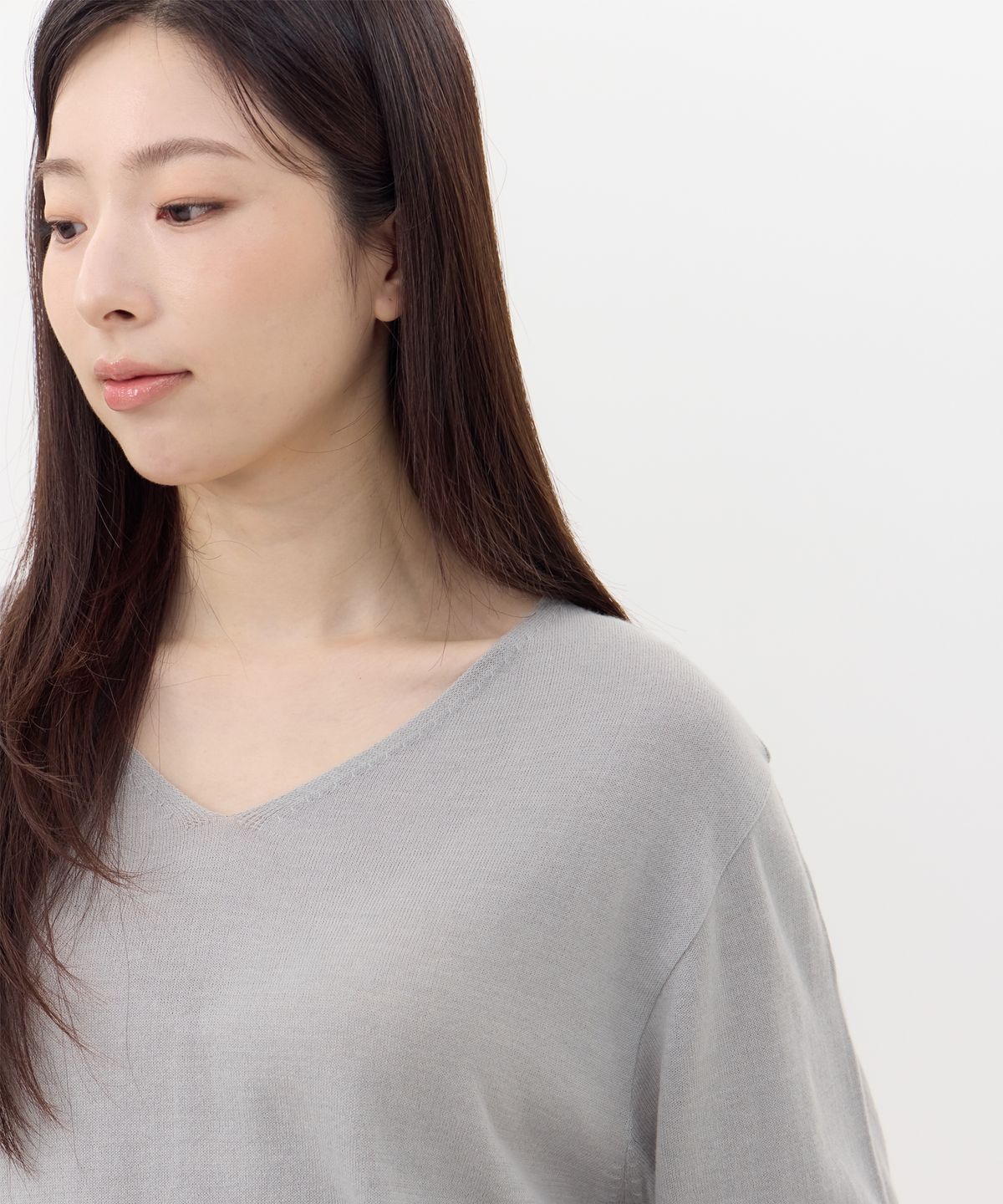 꼼마(CCOMA) CMK01 브이넥 데일리 스웨터