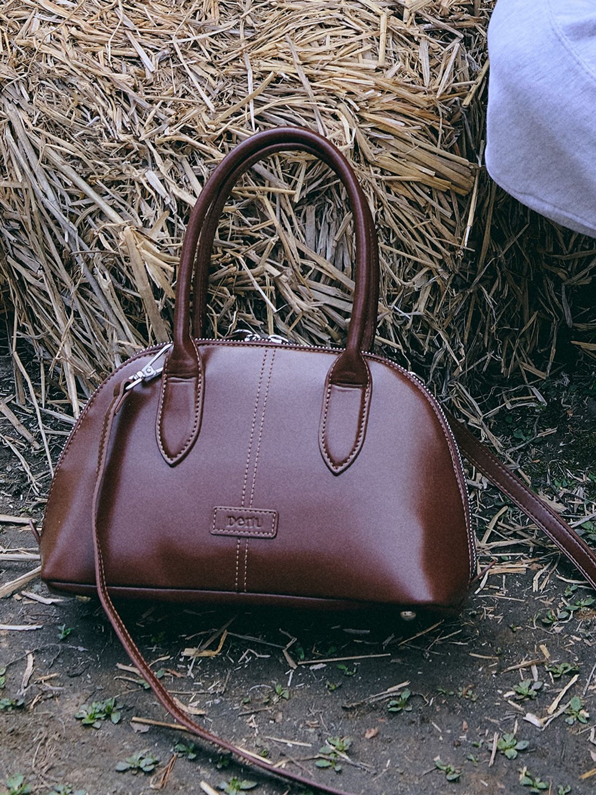데누(DENU) [아울렛] Ellen City Tote Bag [Glossy Chestnut BROWN]