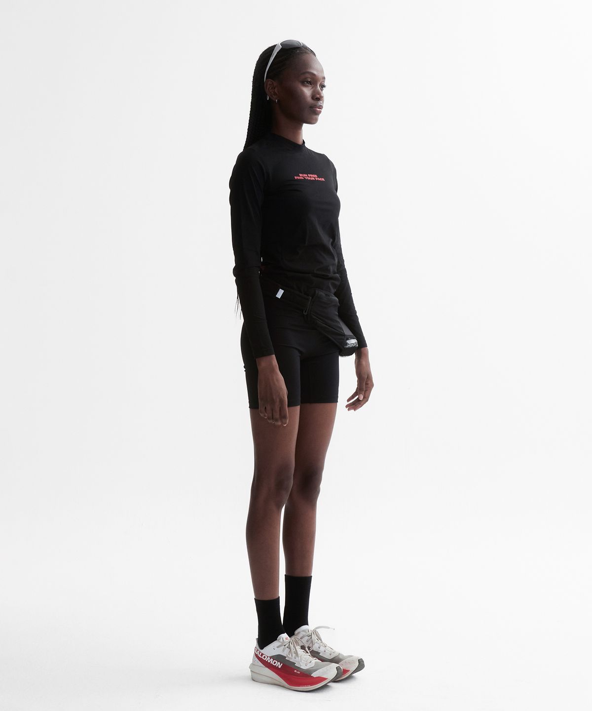 미나수(MENASOO) VENODE Runfree Long Tshirts_Black (Tight Fit)
