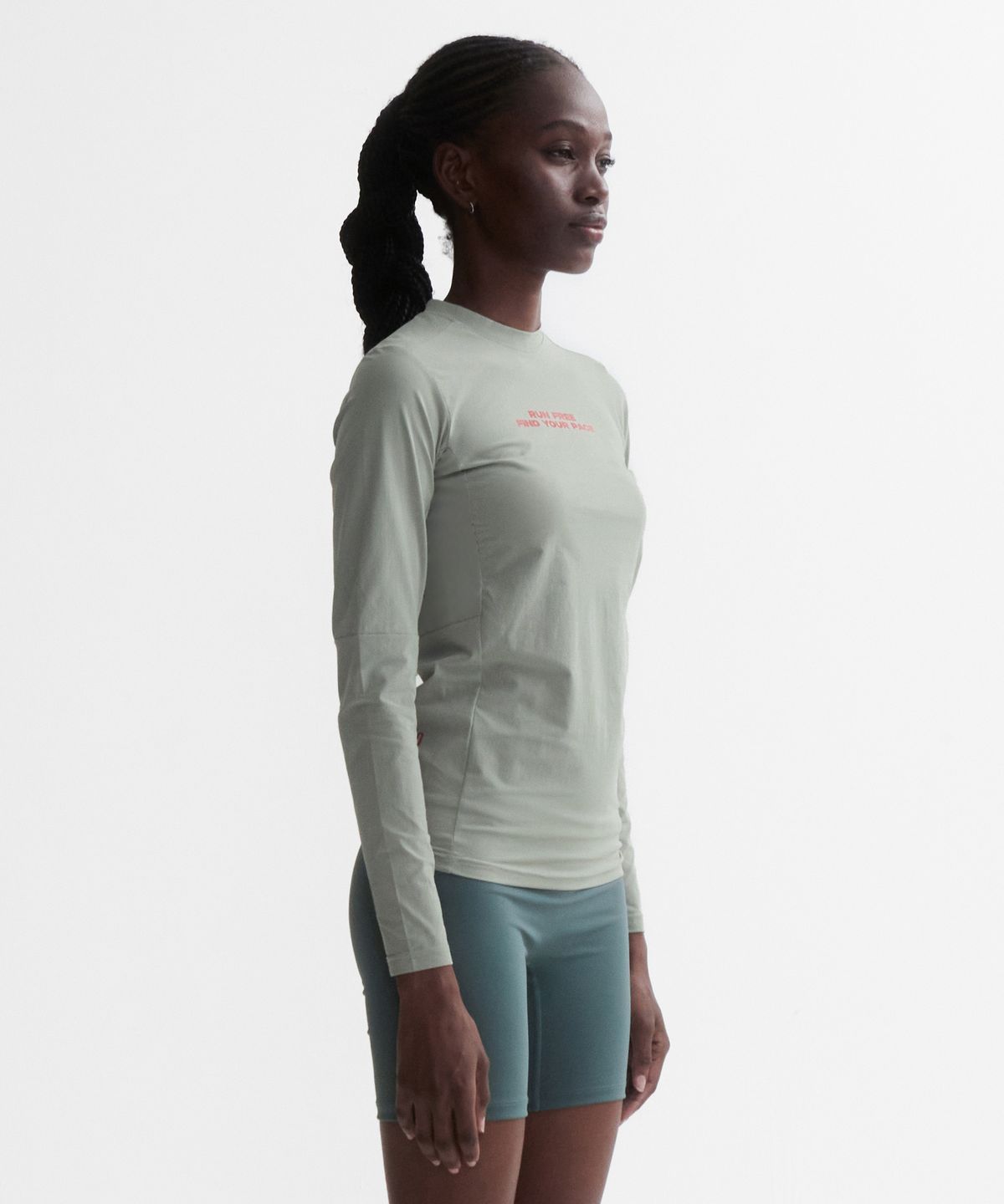 미나수(MENASOO) VENODE Runfree Long Tshirts_Beige (Tight Fit)