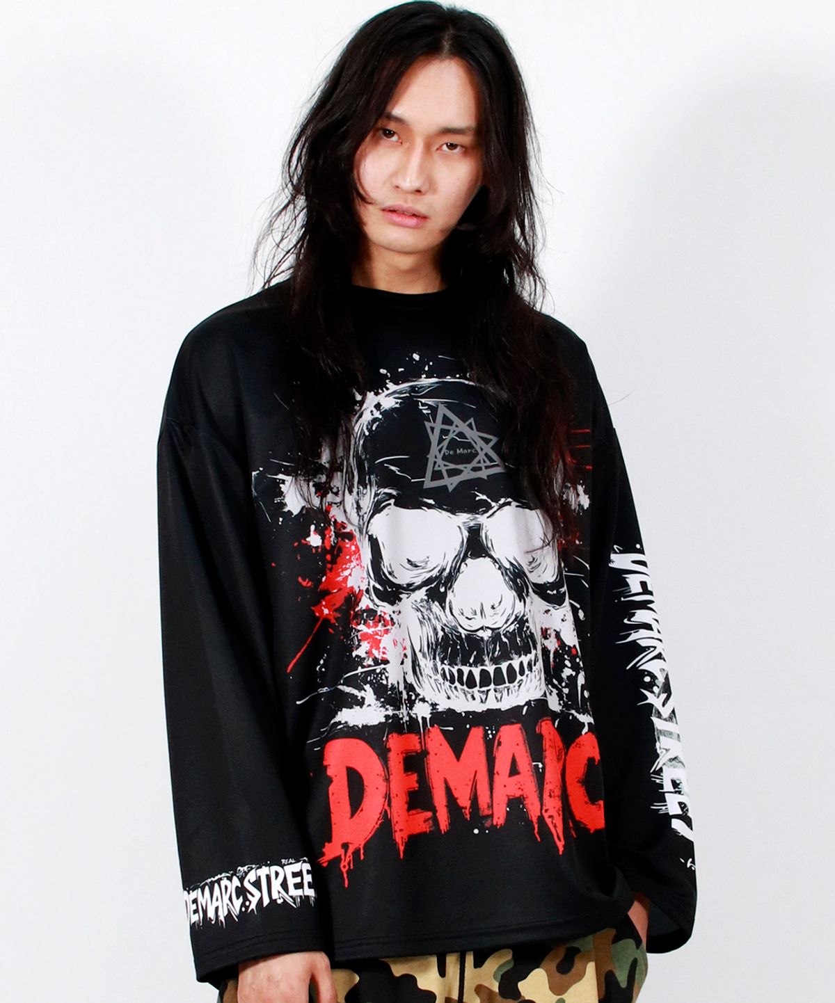 드마크(DEMARC) M PUNK SKULL GRAPHIC OVERSIZE T-SHIRT