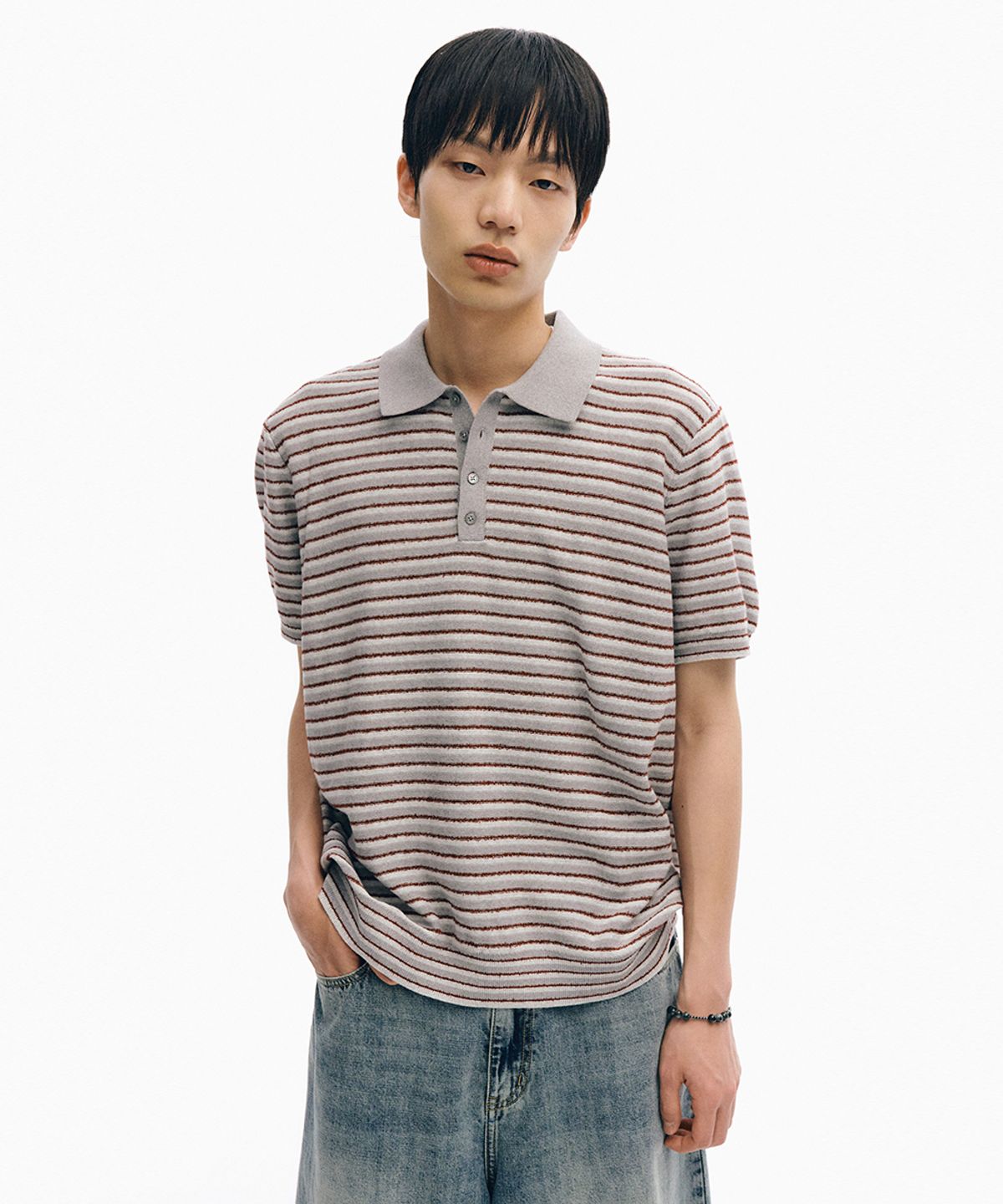 인템포무드(INTEMPOMOOD) 호라이즌 스트라이프 카라 니트_블랙
