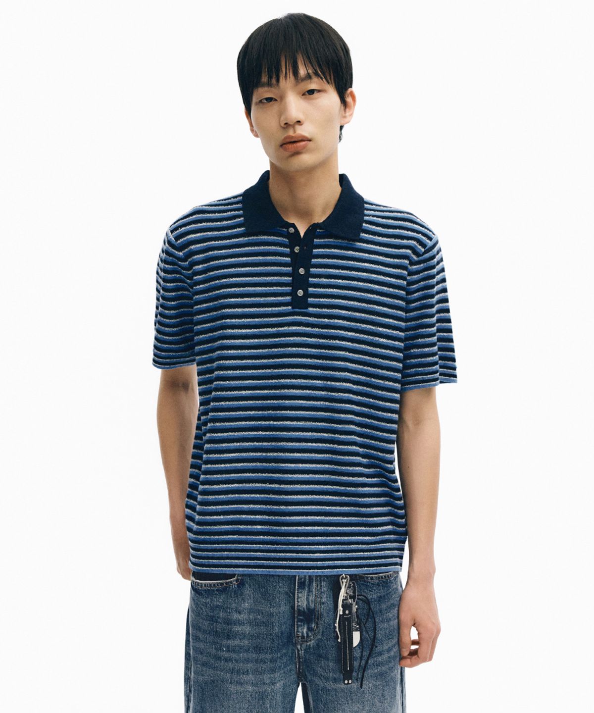 인템포무드(INTEMPOMOOD) 호라이즌 스트라이프 카라 니트_블랙