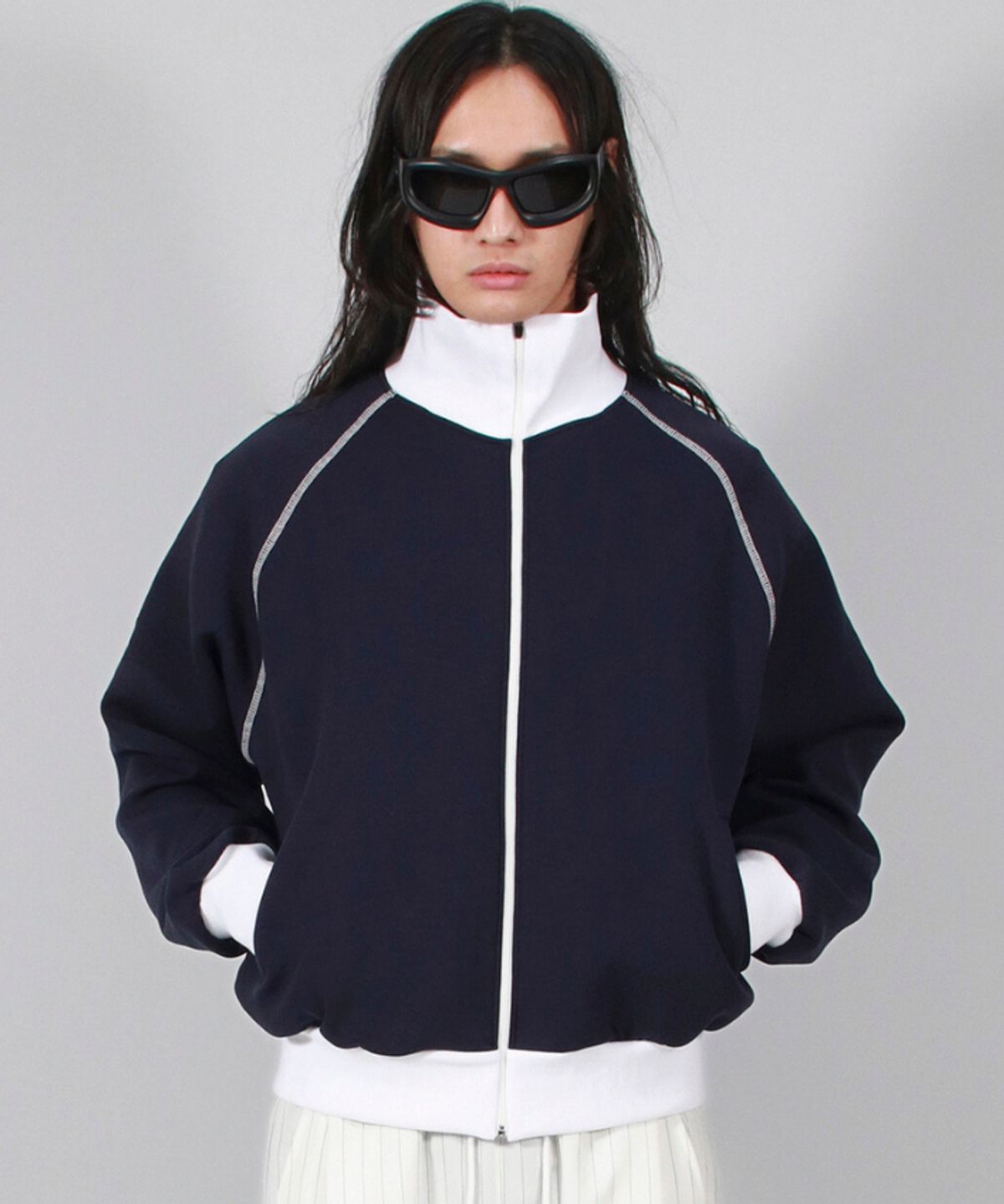 드마크(DEMARC) M COLOR STITCH NEOPRENE LOGO BLOUSON JUMPER NAVY