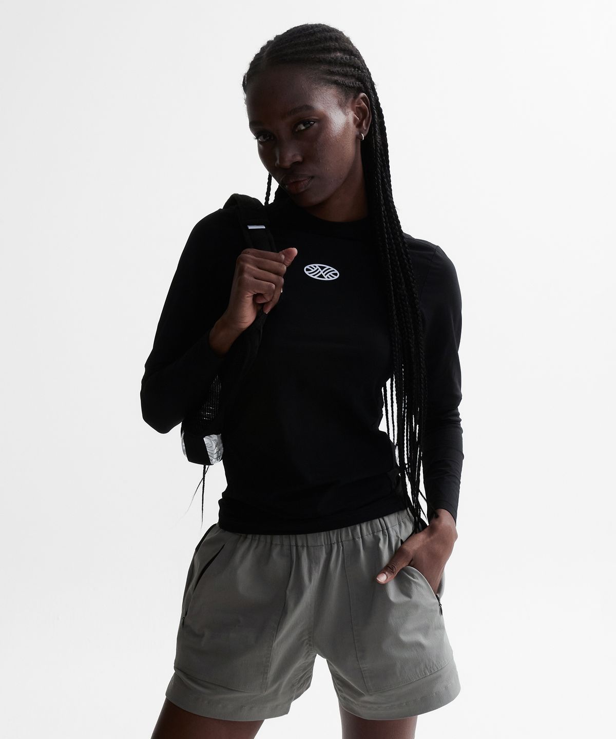 미나수(MENASOO) VENODE Small Track Logo Active Long Tshirts_Black (Tight Fit)
