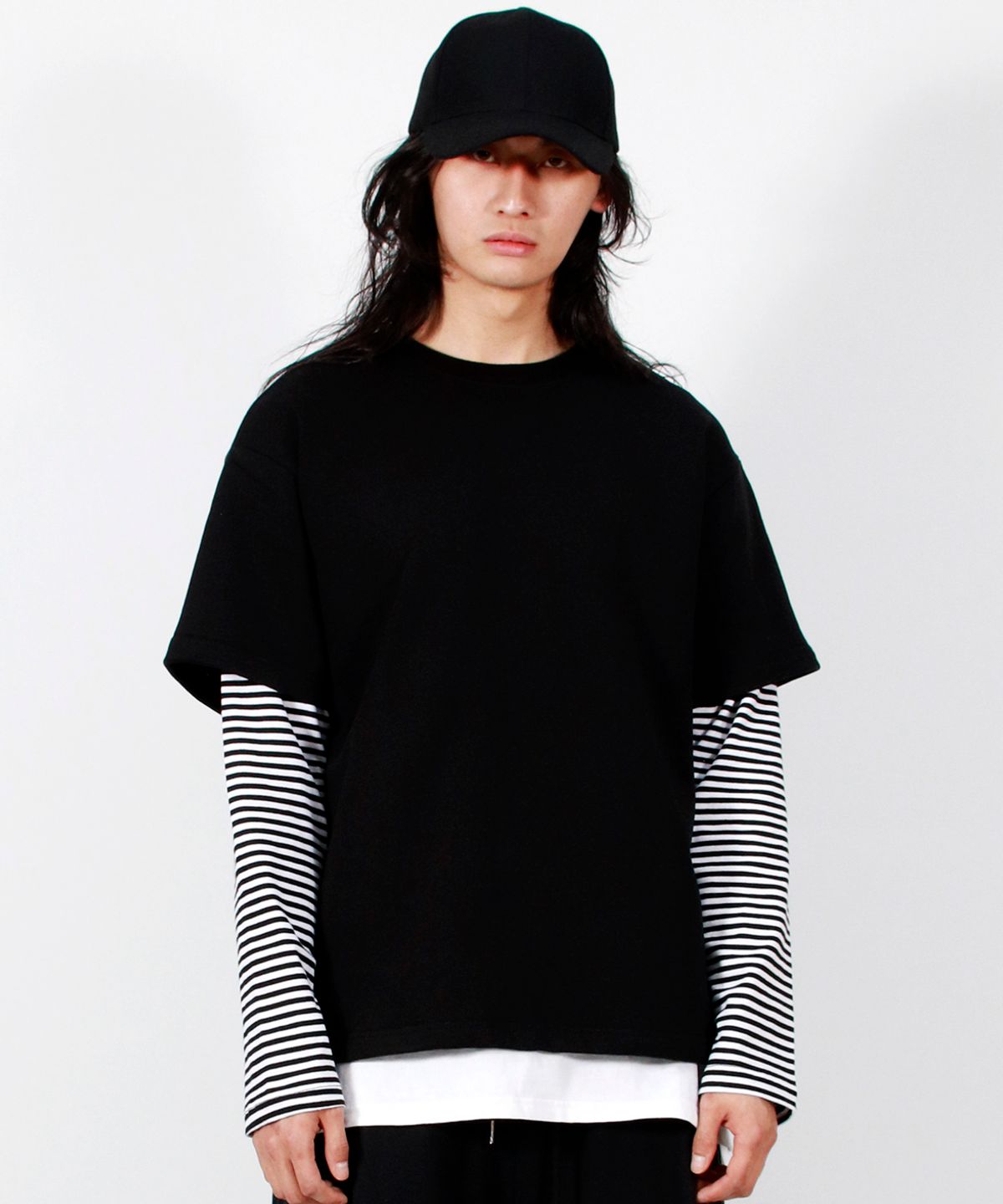 드마크(DEMARC) M LAYERED SLEEVE BOXY FIT CREW NECK T-SHIRT BLACK