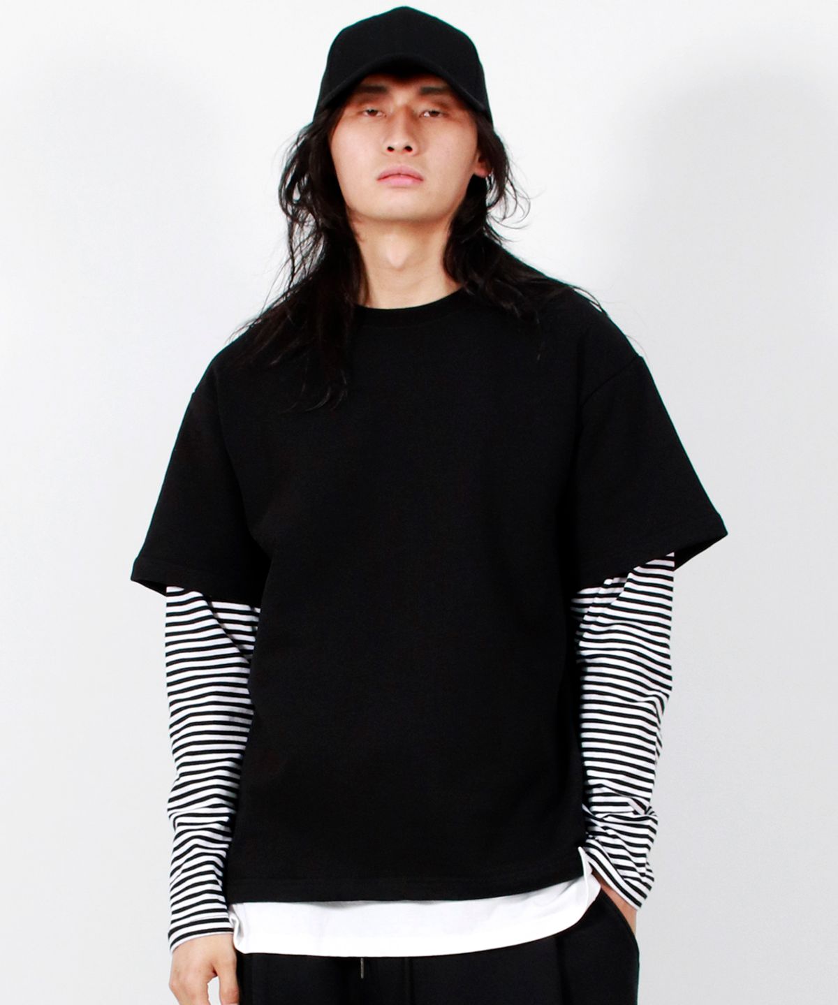 드마크(DEMARC) M LAYERED SLEEVE BOXY FIT CREW NECK T-SHIRT BLACK