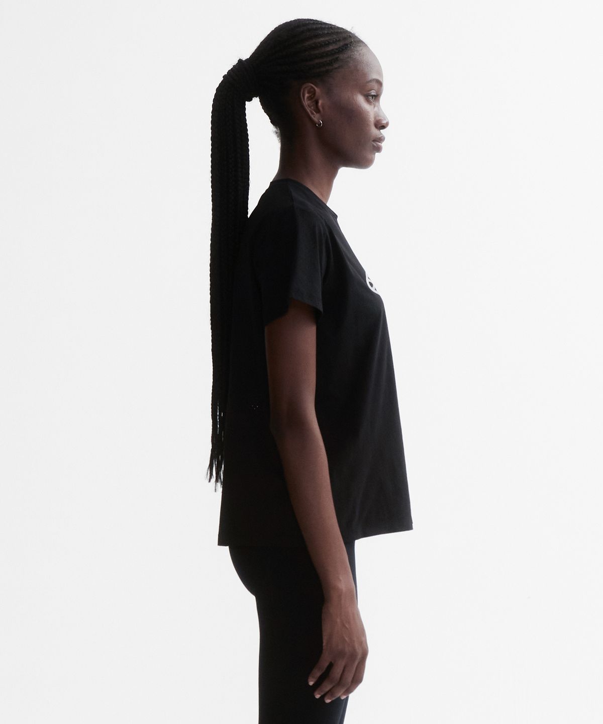 미나수(MENASOO) VENODE Three Track Logo Active Tshirts_Black (Basic Fit)