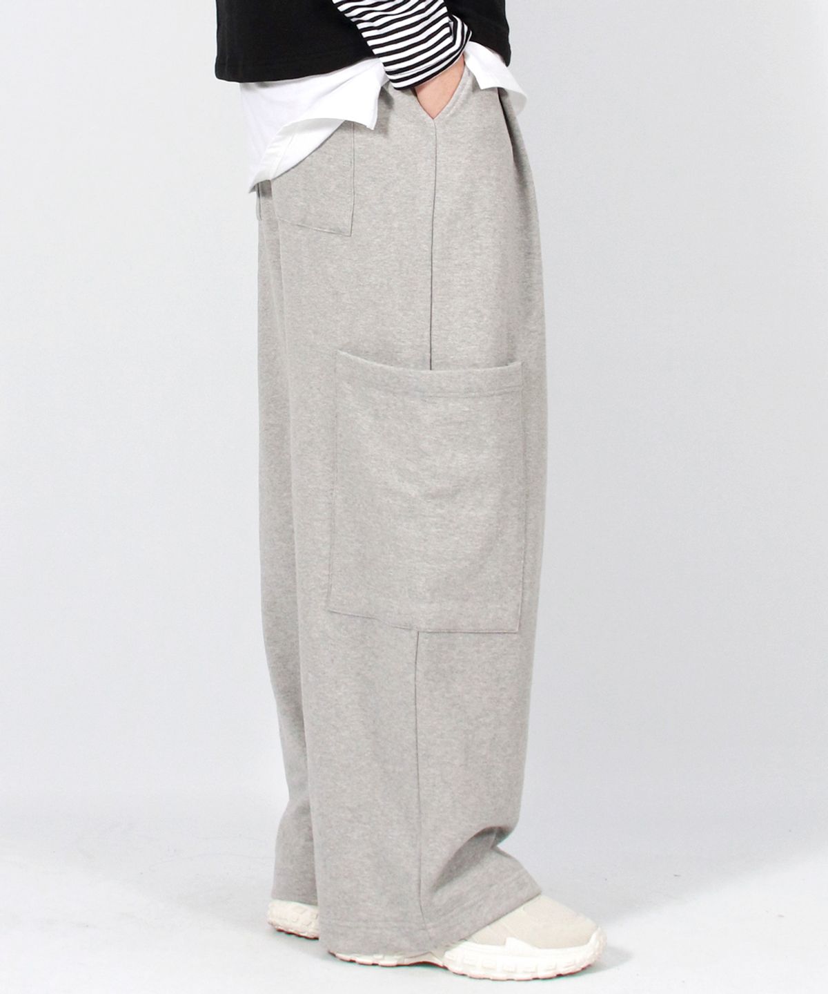 드마크(DEMARC) M SIDE POCKET WIDE ONE-TUCK REAL STREET SWEAT PANTS GREY