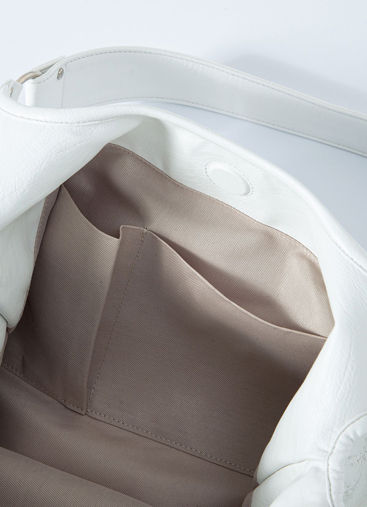 애즈온(ASON) BECKY SHOULDER BAG / WHITE