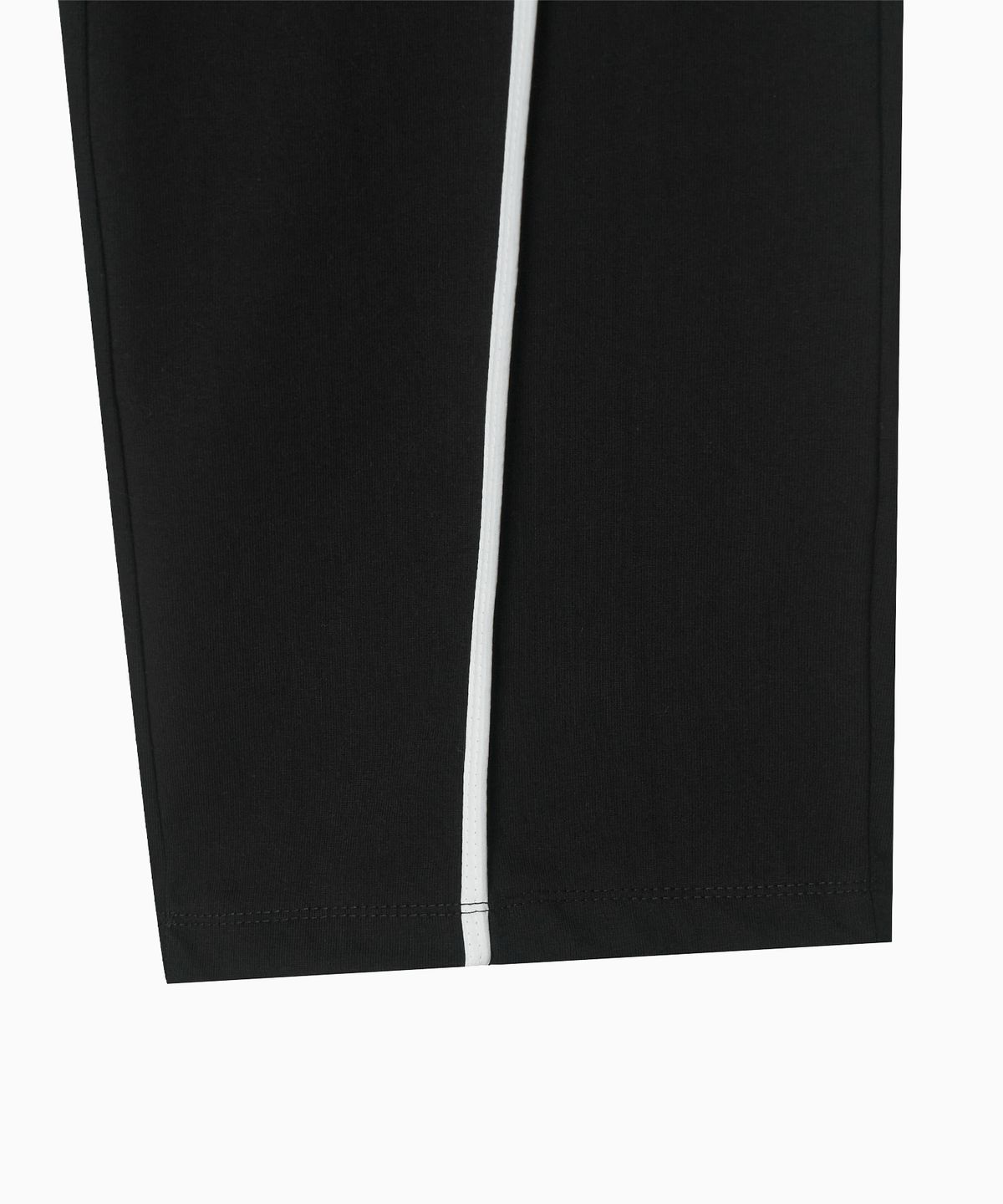 미나수(MENASOO) Line Point Pin Tuck Cotton Pants_Black