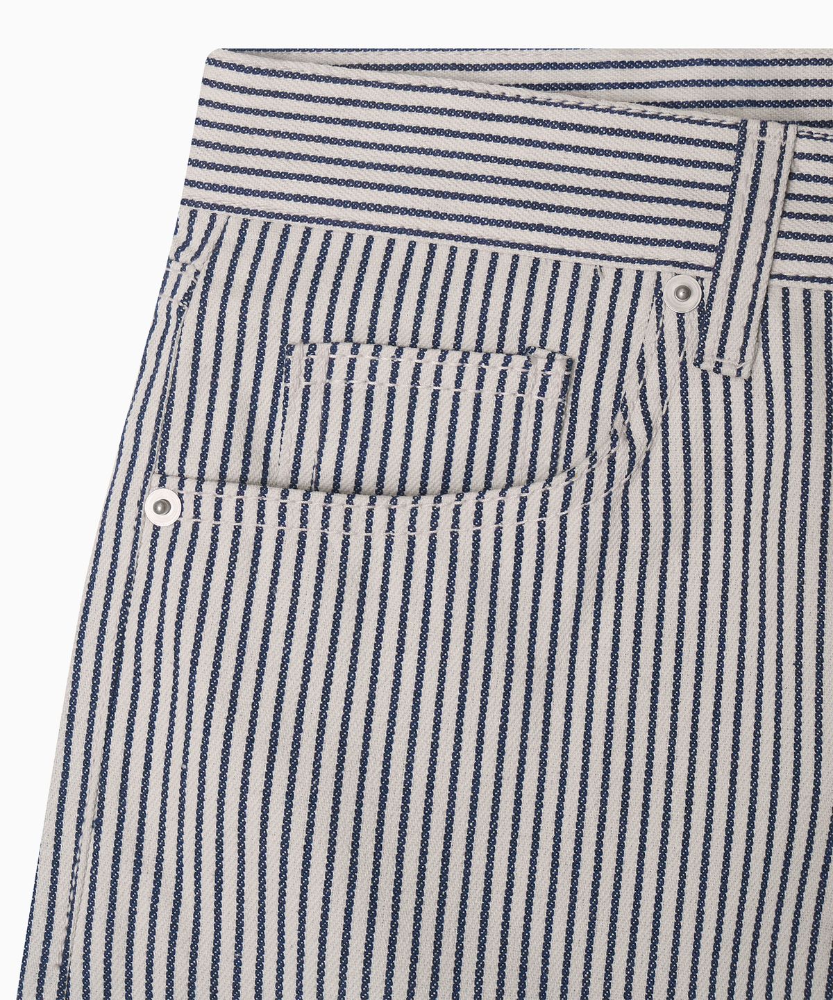 미나수(MENASOO) Stripe Denim Short Pants_Deep Navy