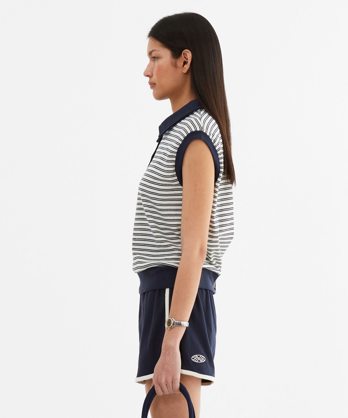 미나수(MENASOO) Color Combination Stripe Sleeveless_Navy