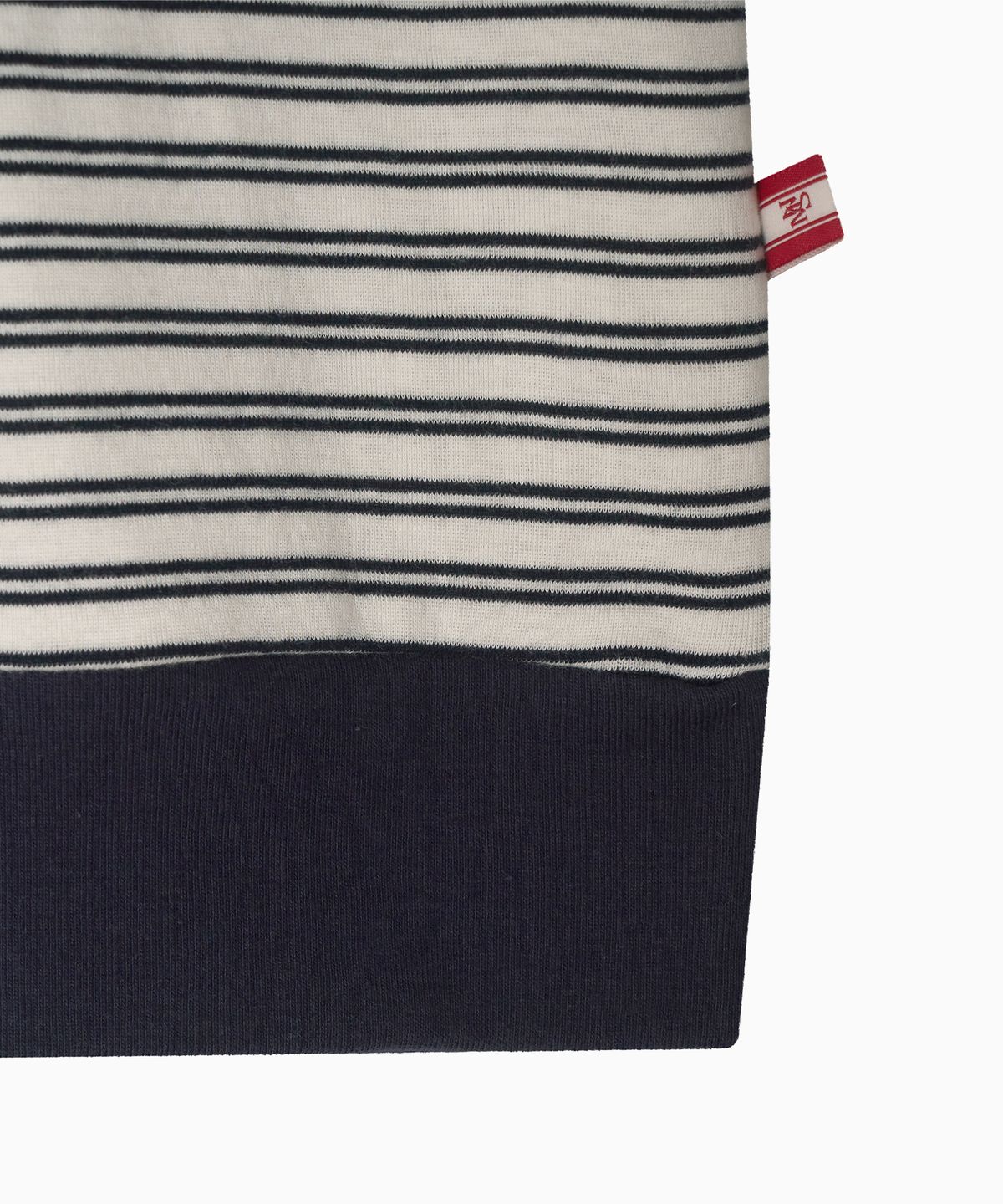 미나수(MENASOO) Color Combination Stripe Sleeveless_Navy