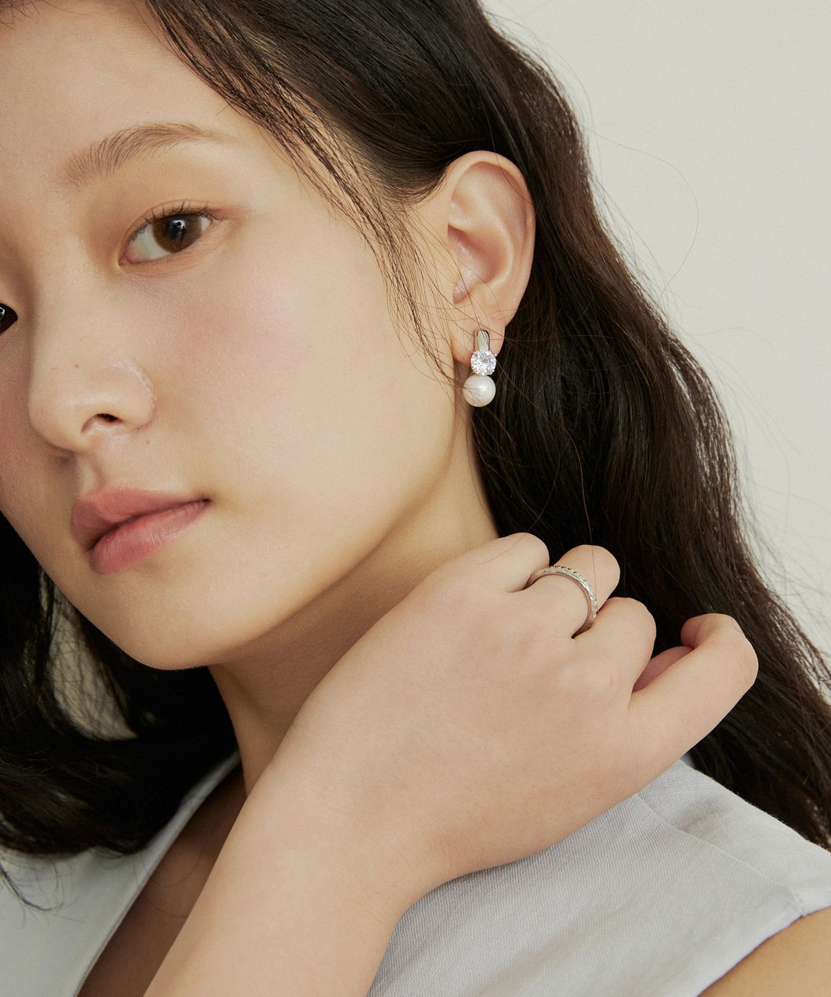 어다울(ADAUL) Cubic stone pearl earring - silver