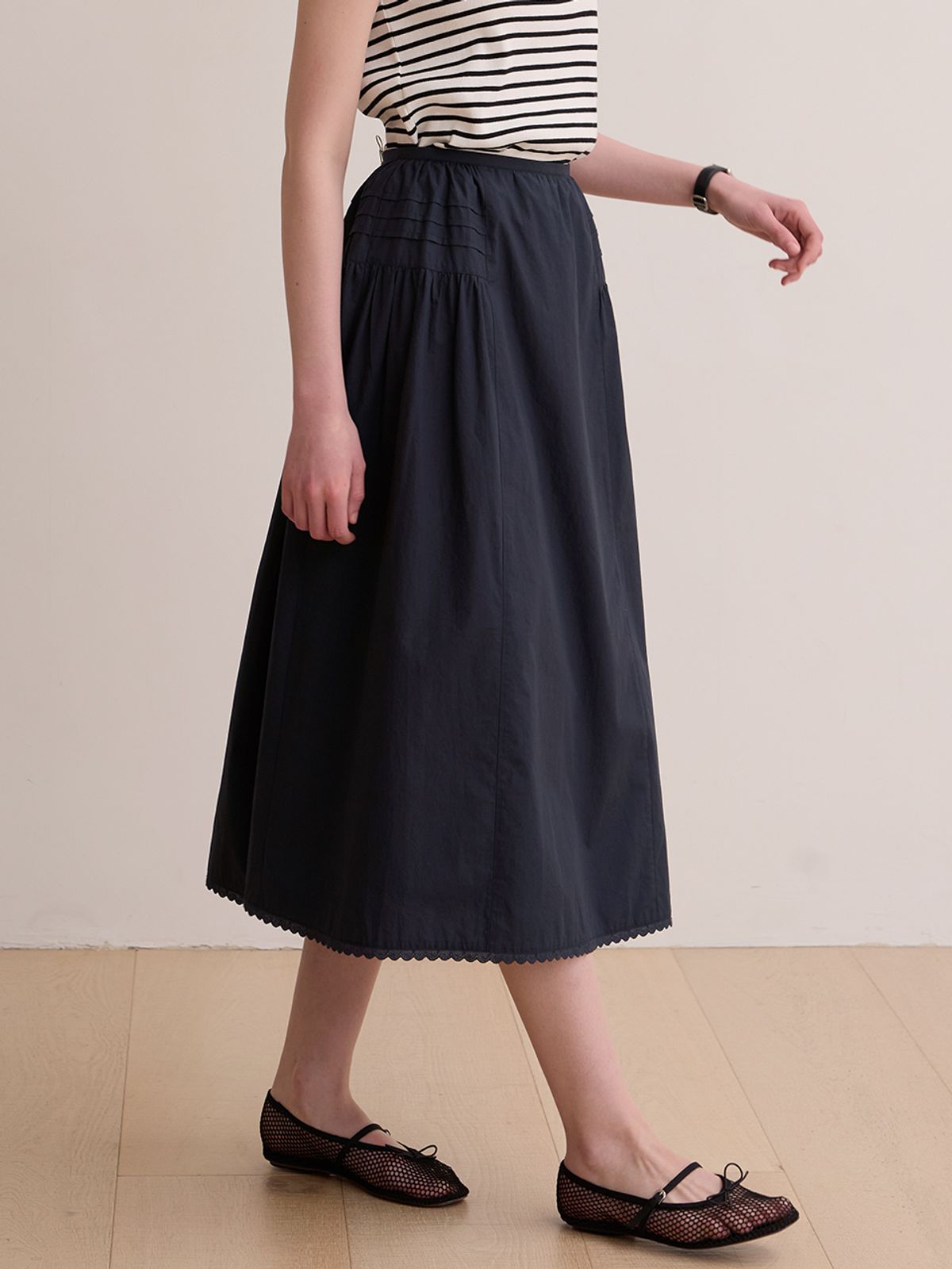 비뮤즈맨션(BEMUSE MANSION) Shirring Flare Skirt - Navy