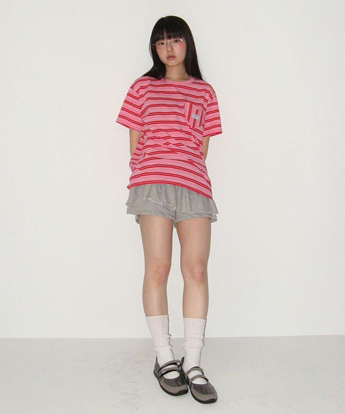 론론(RONRON) MULTI STRIPE HEART POCKET BASIC FIT T SHIRT RED