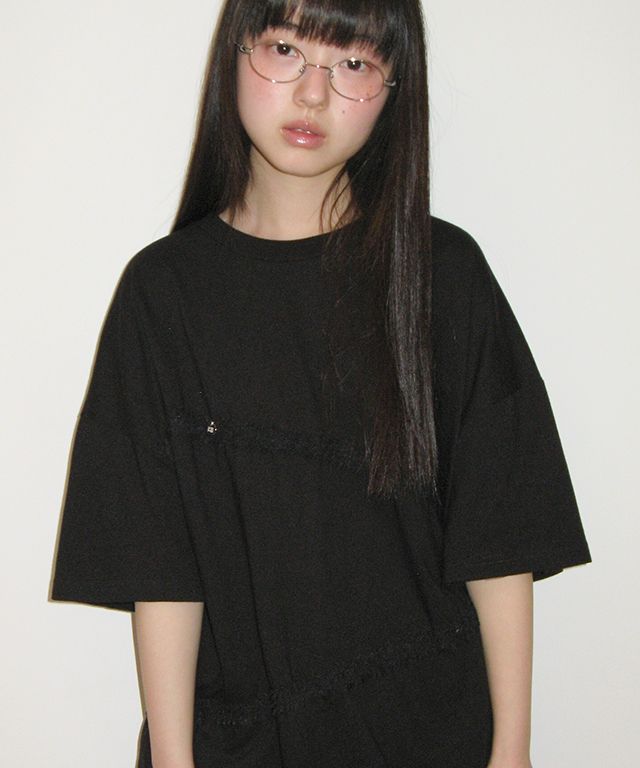★25SS新作★RONRON★OBLIQUE FRILL SHIRRING OVER FIT T SHIRT ☆25SS新作☆RONRON☆OBLIQUE FRILL SHIRRING OVER FIT T SHIRT