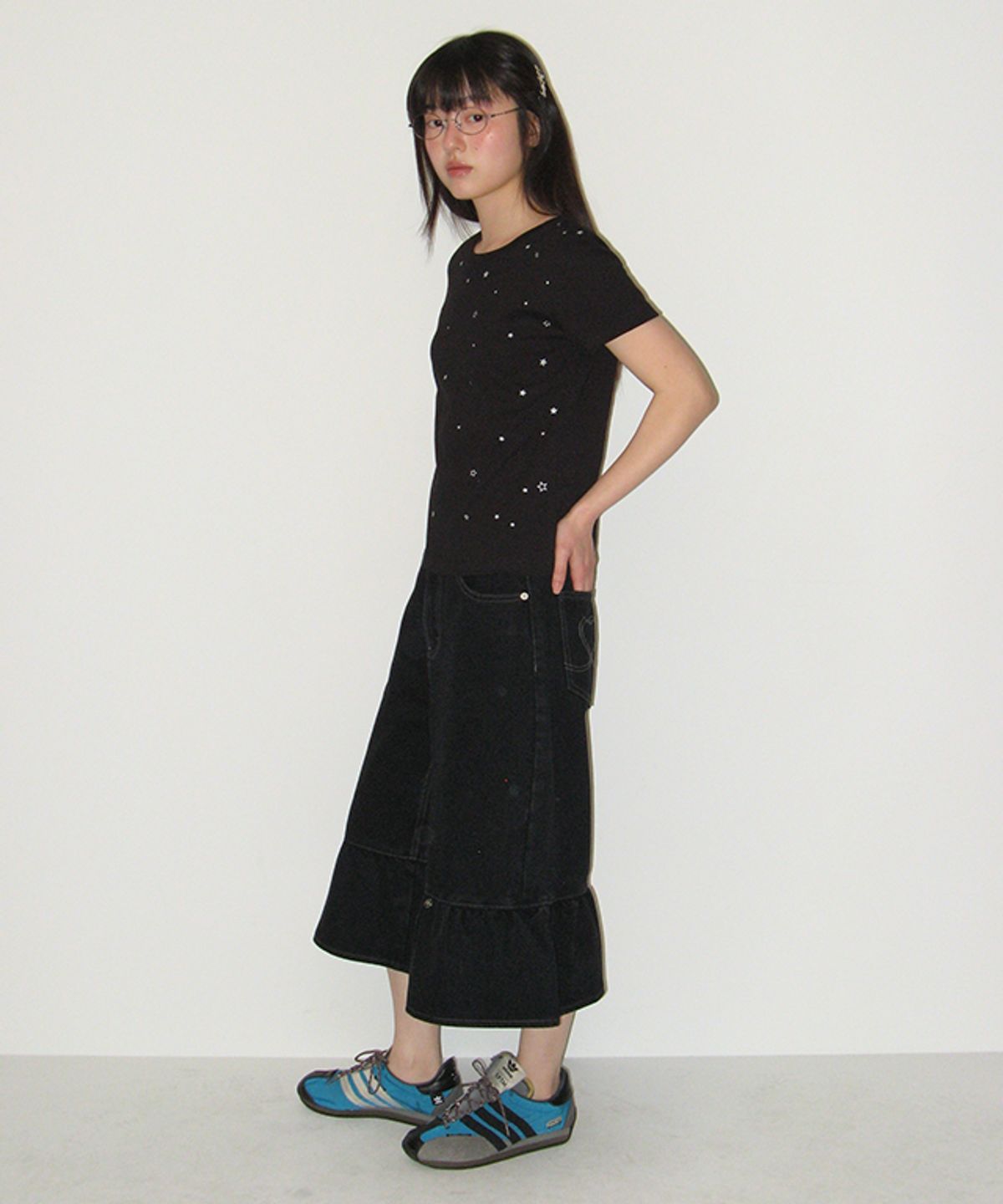 론론(RONRON) TWINKLE STAR SHORT SLEEVE T SHIRT BLACK