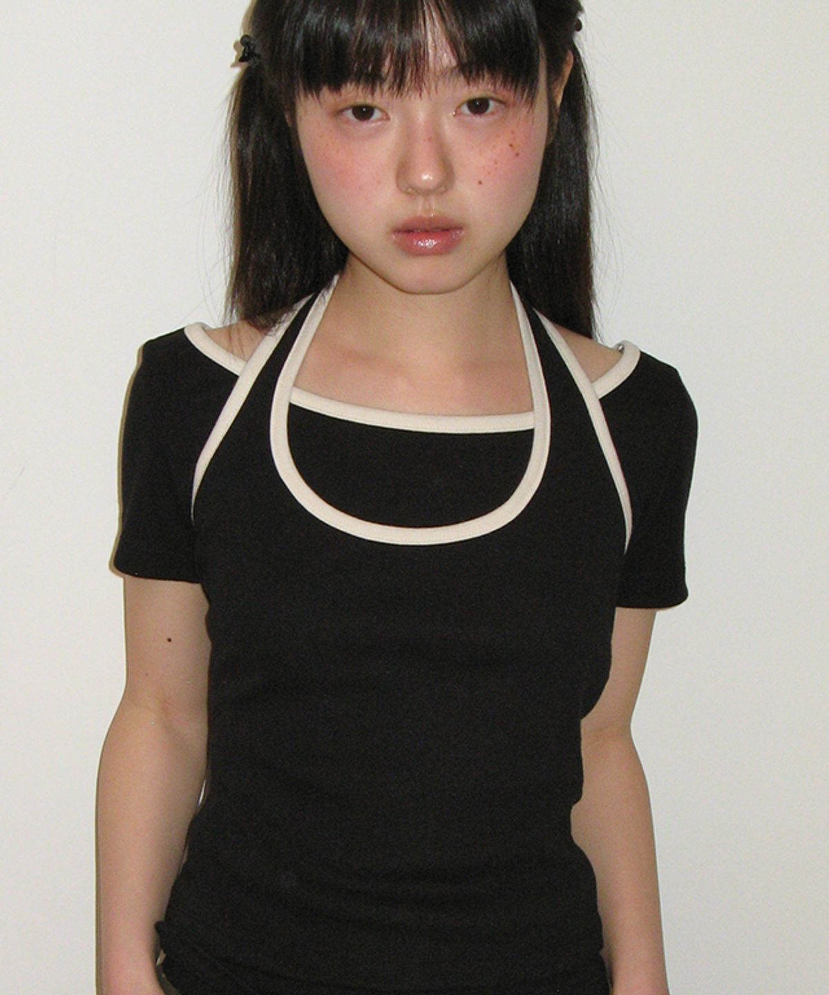 론론(RONRON) LAYERED HALTER RINGER T SHIRT BLACK
