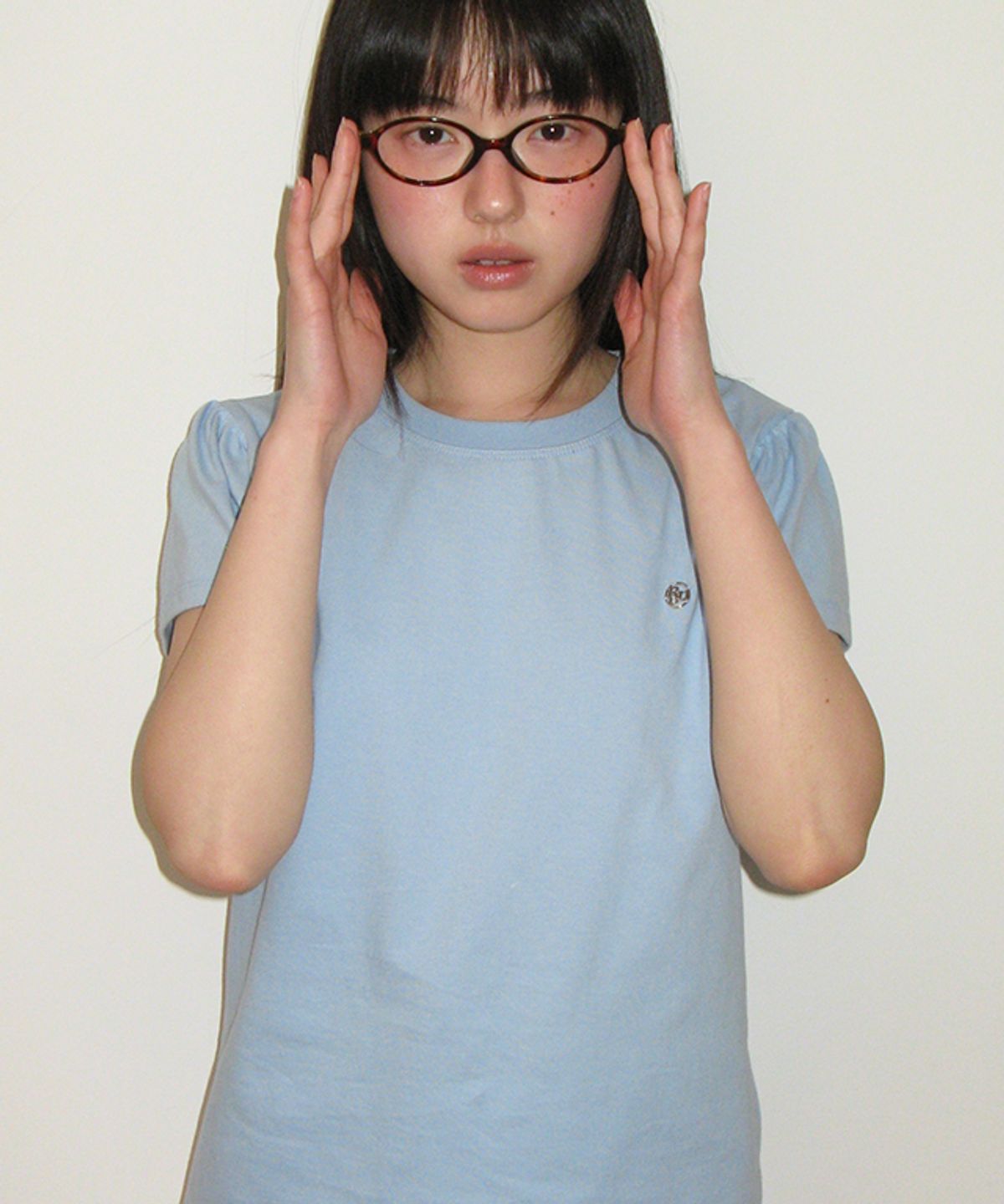 론론(RONRON) PUFF SHIRRING SHORT SLEEVE T SHIRT SOFT BLUE