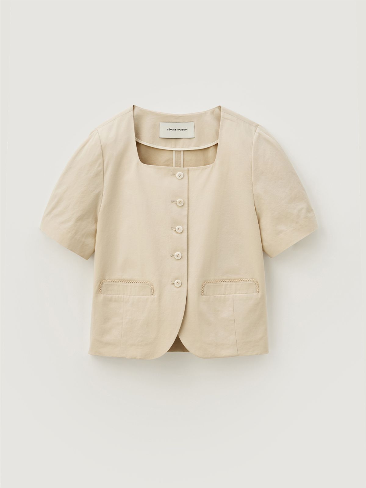 비뮤즈맨션(BEMUSE MANSION) Volume half sleeve jacket - Beige