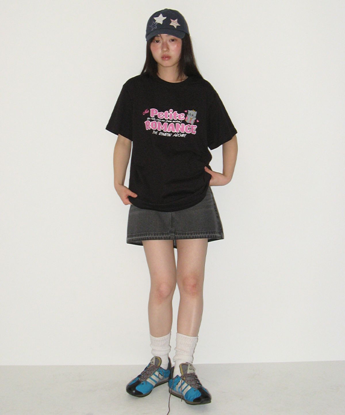 론론(RONRON) STAR BLACK MINI DENIM SKIRT WASHED BLACK