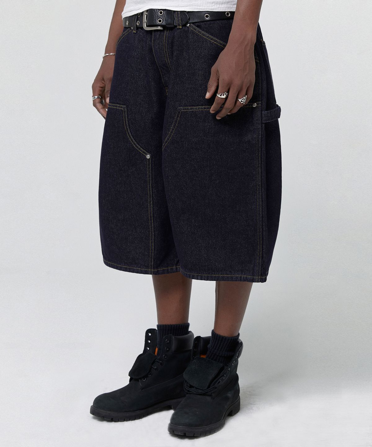 스웨이드(SUADE) CONTOUR DOUBLE KNEE SHORTS [RAW INDIGO]