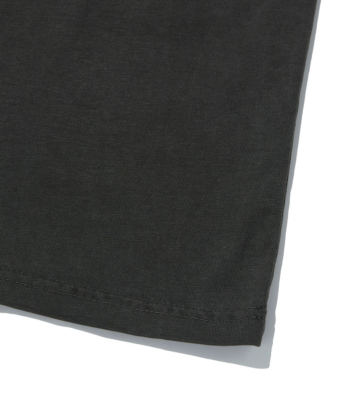 스웨이드(SUADE) MIXED LOGO TEE [PIGMENT BLACK]