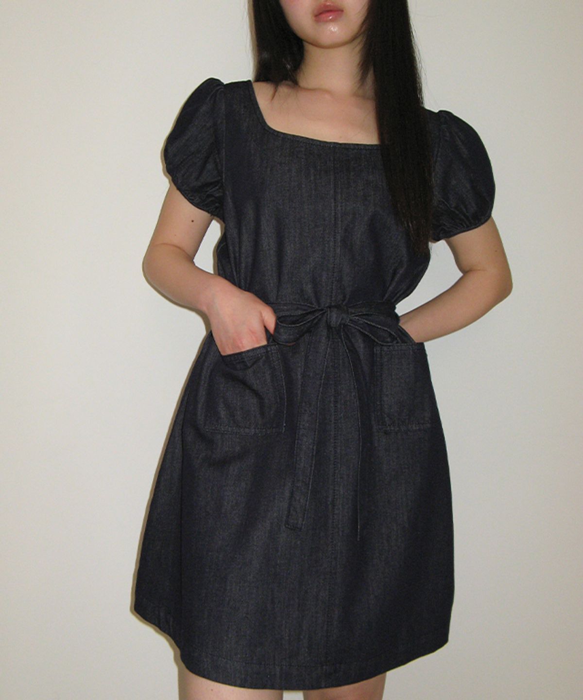 론론(RONRON) NON FADE POCKET HEART POINT DENIM DRESS INDIGO BLUE