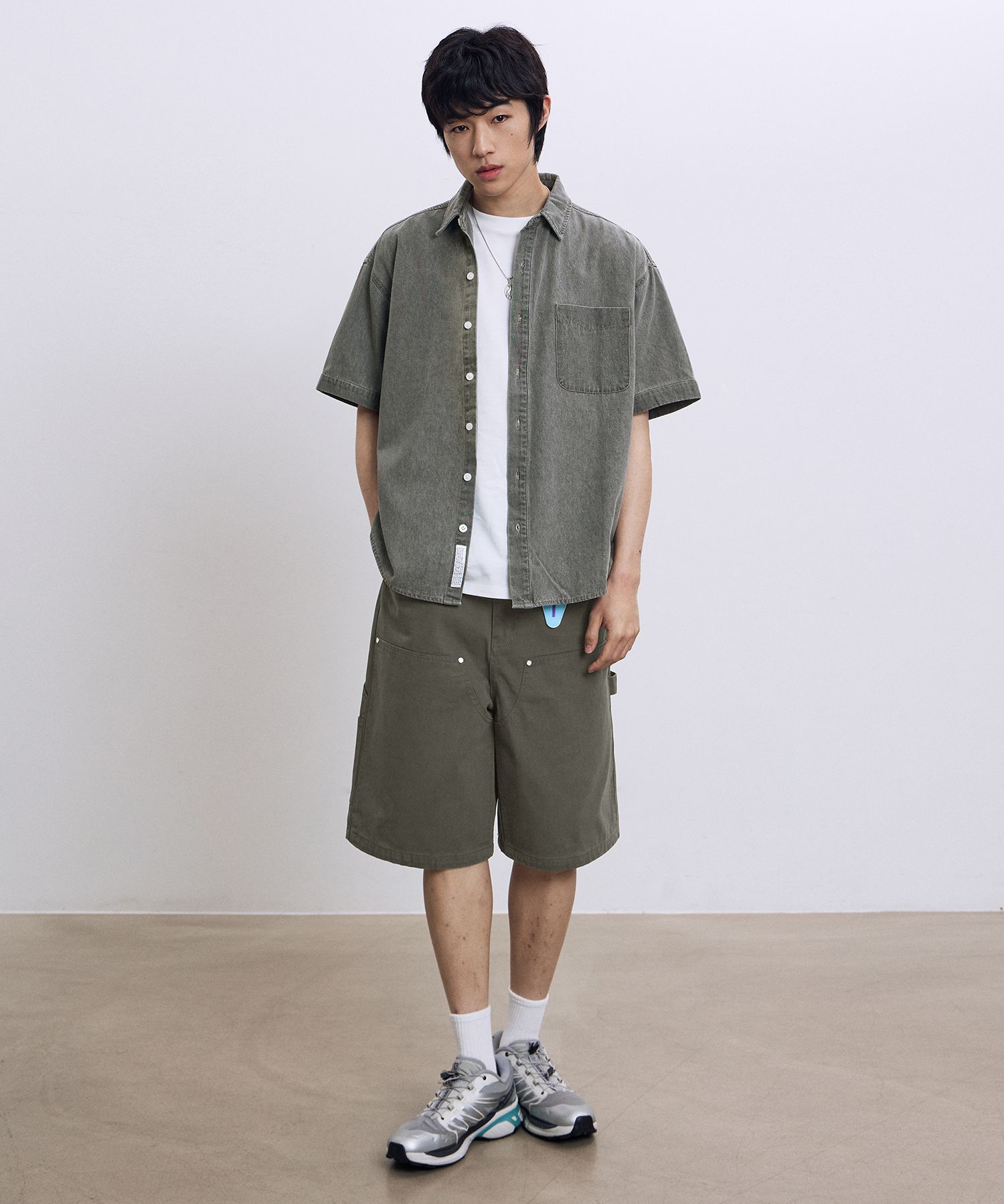 MUSINSA | FILLUMINATE Washed denim half shirt-grey