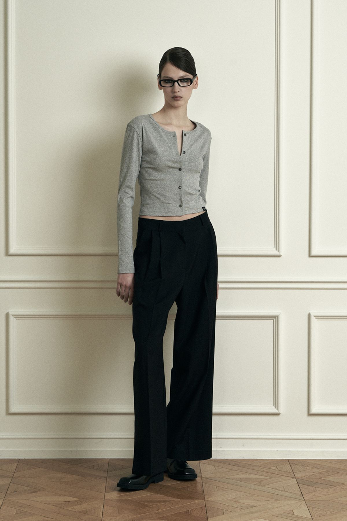 시너진(SYNERJYN) PLAIN WIDE SLACKS BLACK