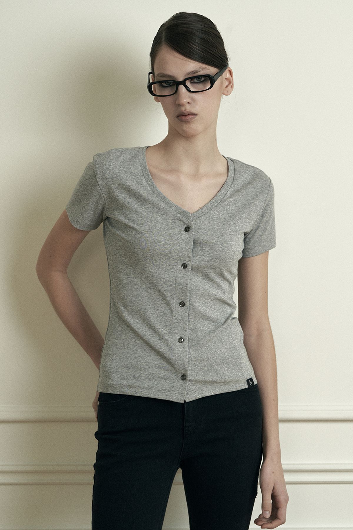 시너진(SYNERJYN) PLAIN V-NECK SHORT SLEEVE CARDIGAN MELANGE