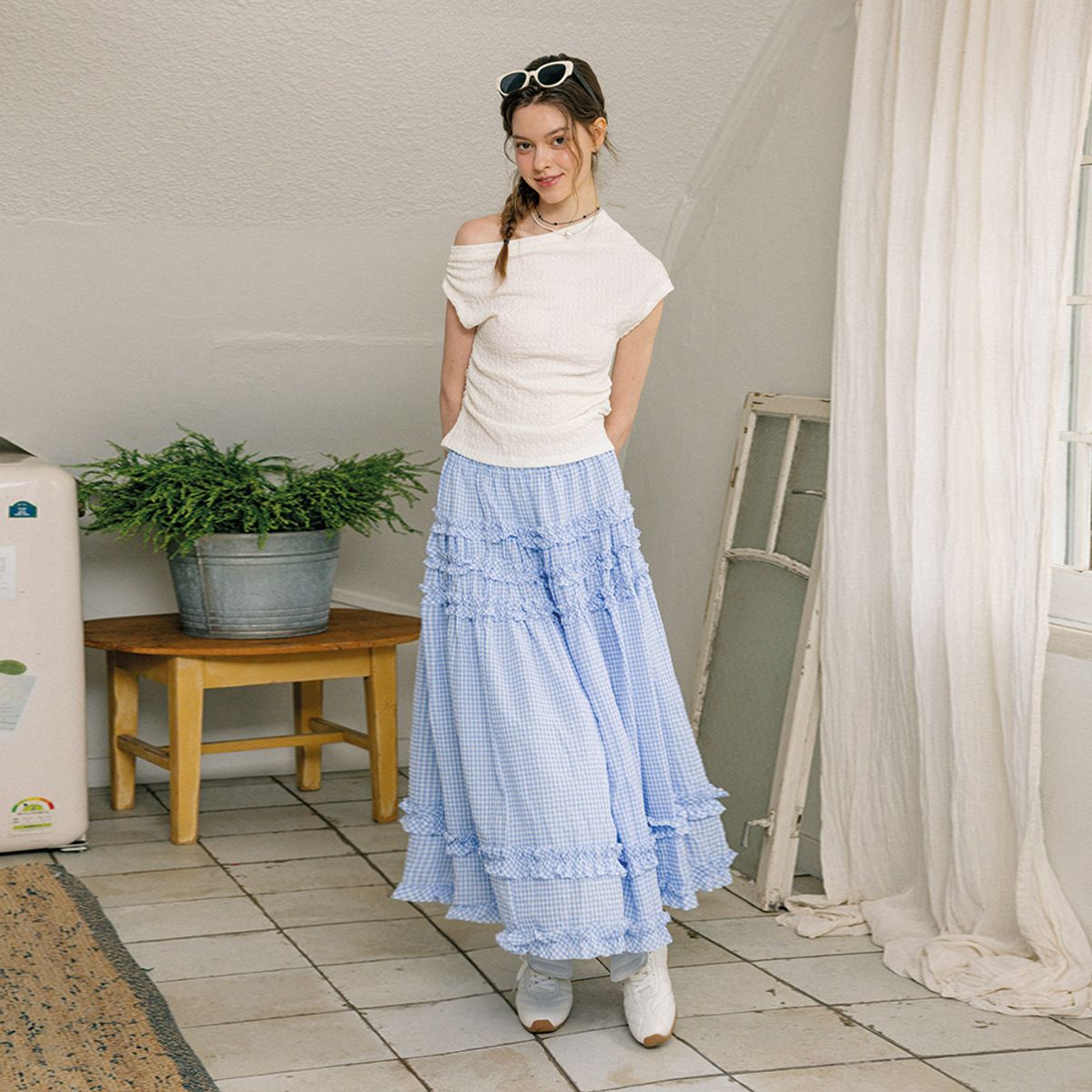 던드롭(DUNDROP) DD_Off-shoulder waist top_2color