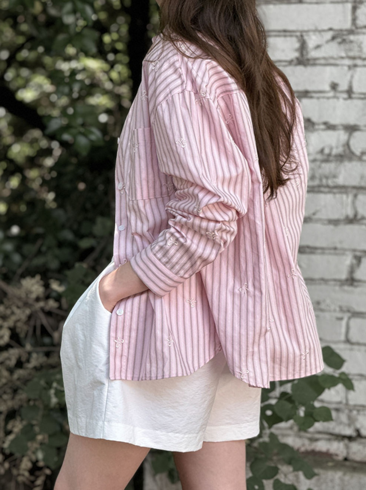 로트르드민(LAUTREDE MIN) Lautre Stripe Ribbon shirts
