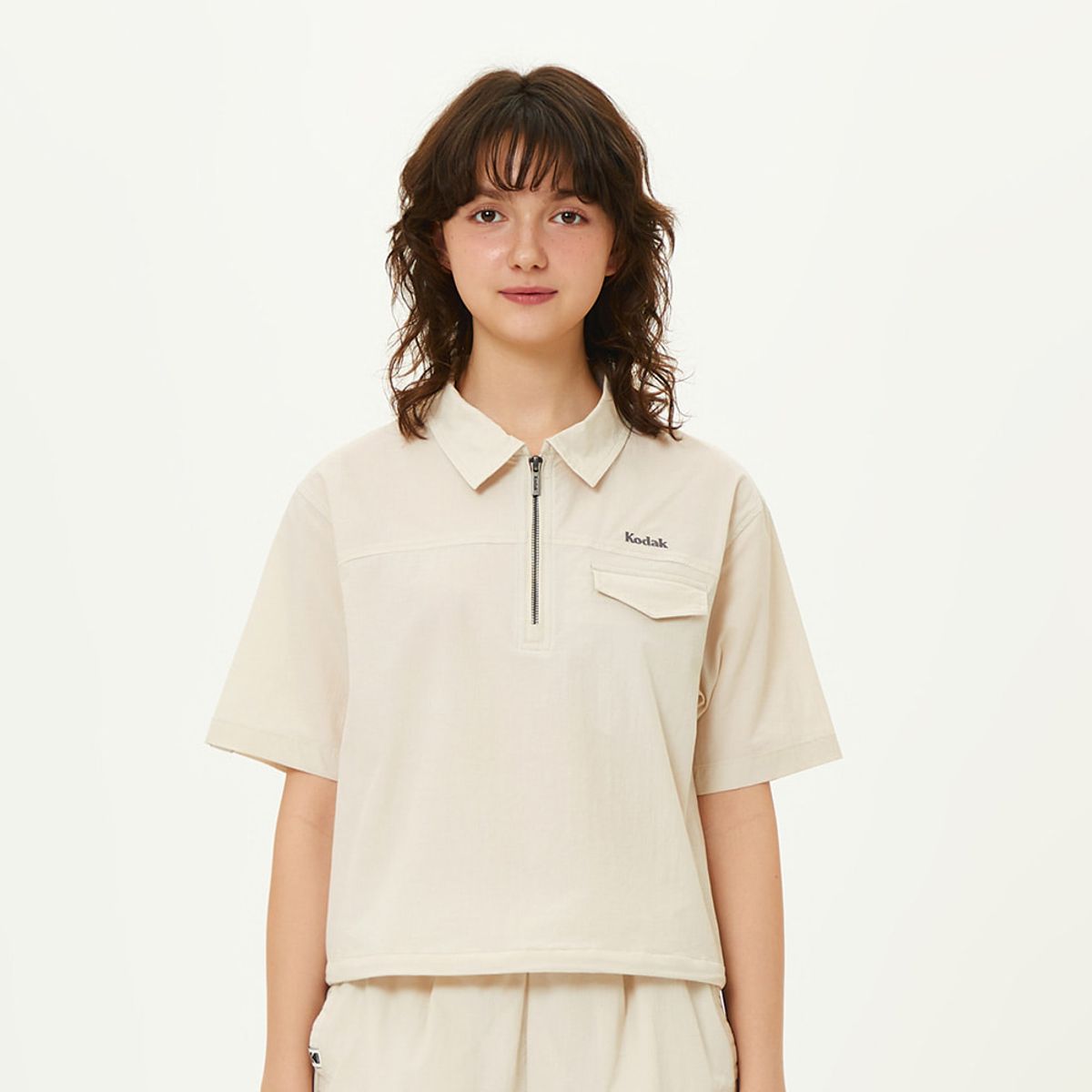 코닥(KODAK) 브리즈 라이트 카라형 반팔 아노락 우먼 IVORY