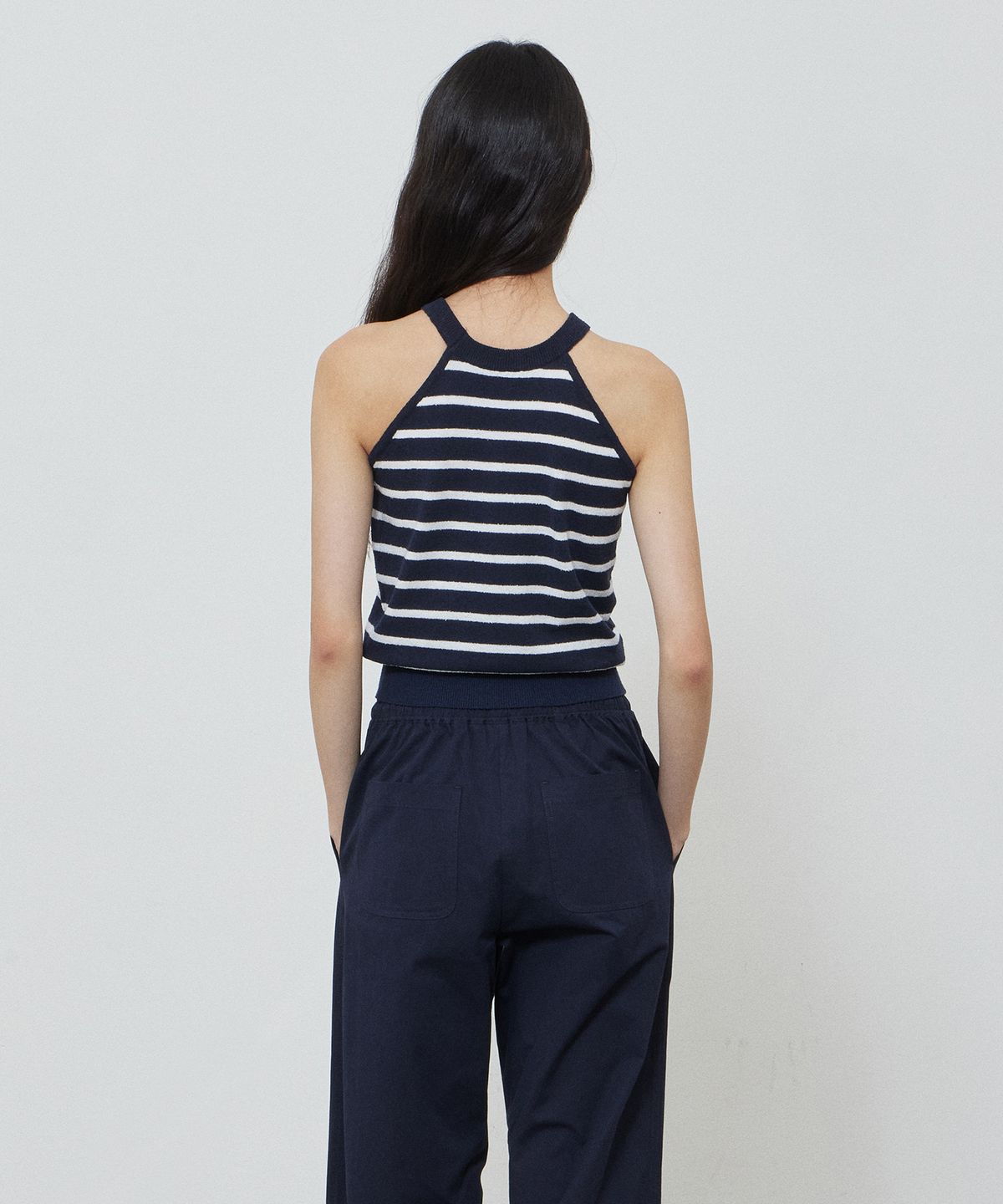 노티아(NOTIA) HALTER NECK SLEEVELESS TOP - NAVY STRIPE