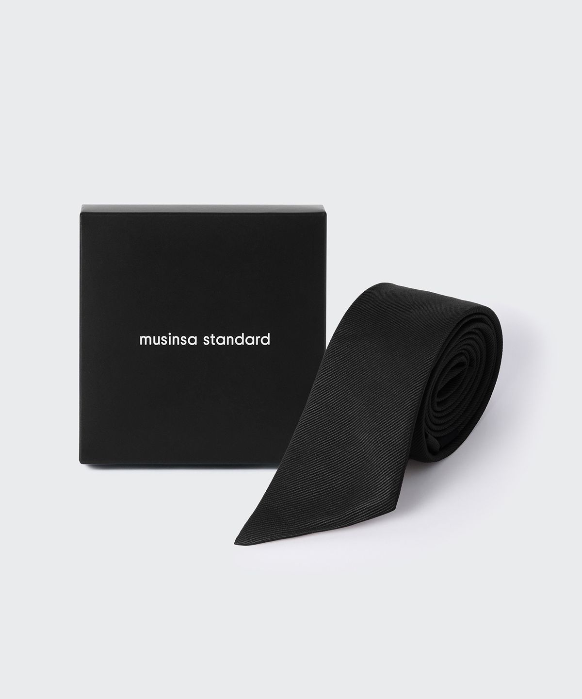 무신사 스탠다드 우먼(MUSINSA STANDARD WOMAN) 우먼즈 실크 슬래시 컷 넥타이 [블랙]