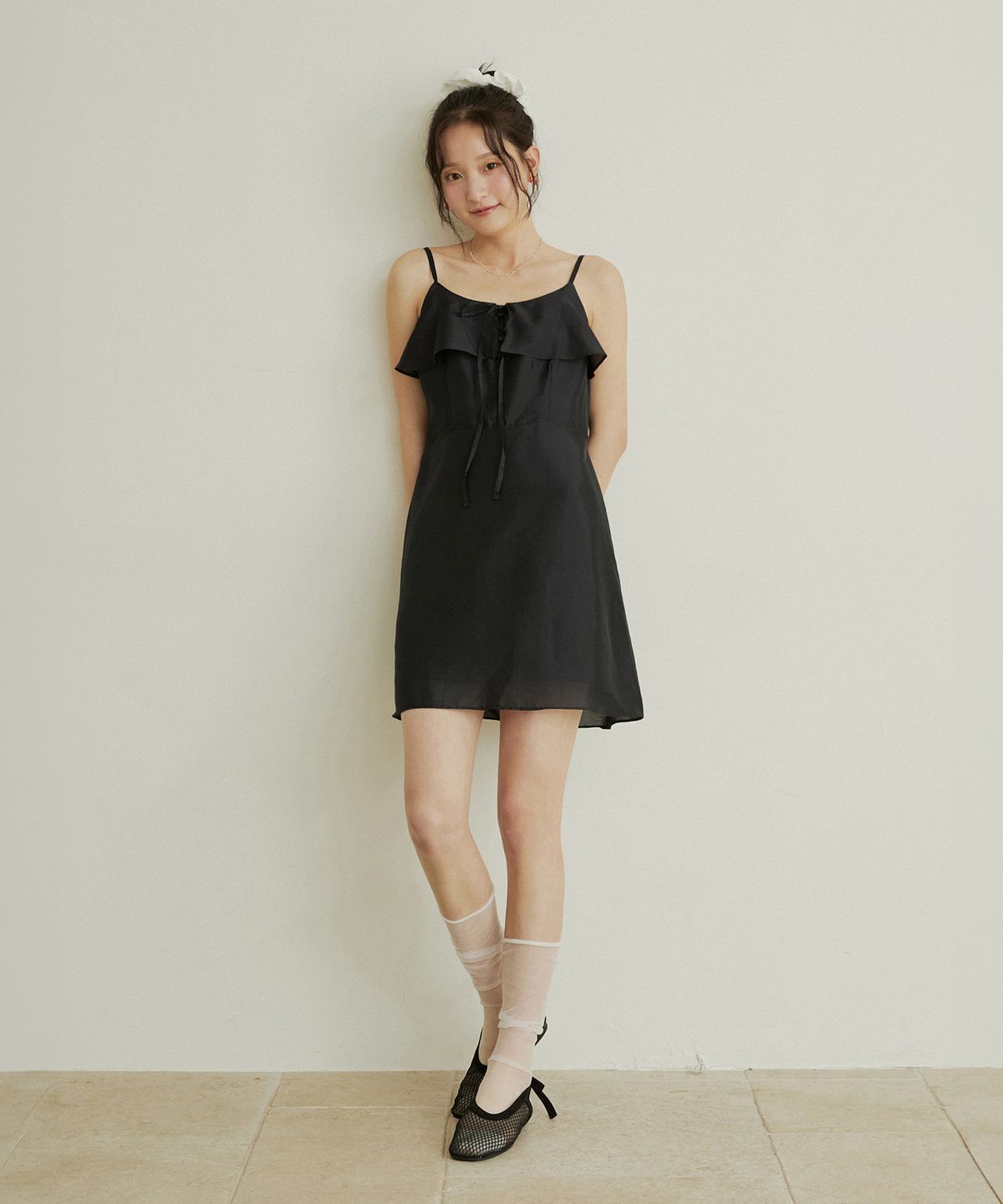 어다울(ADAUL) Flare ruffle ribbon sleeveless mini dress - navy