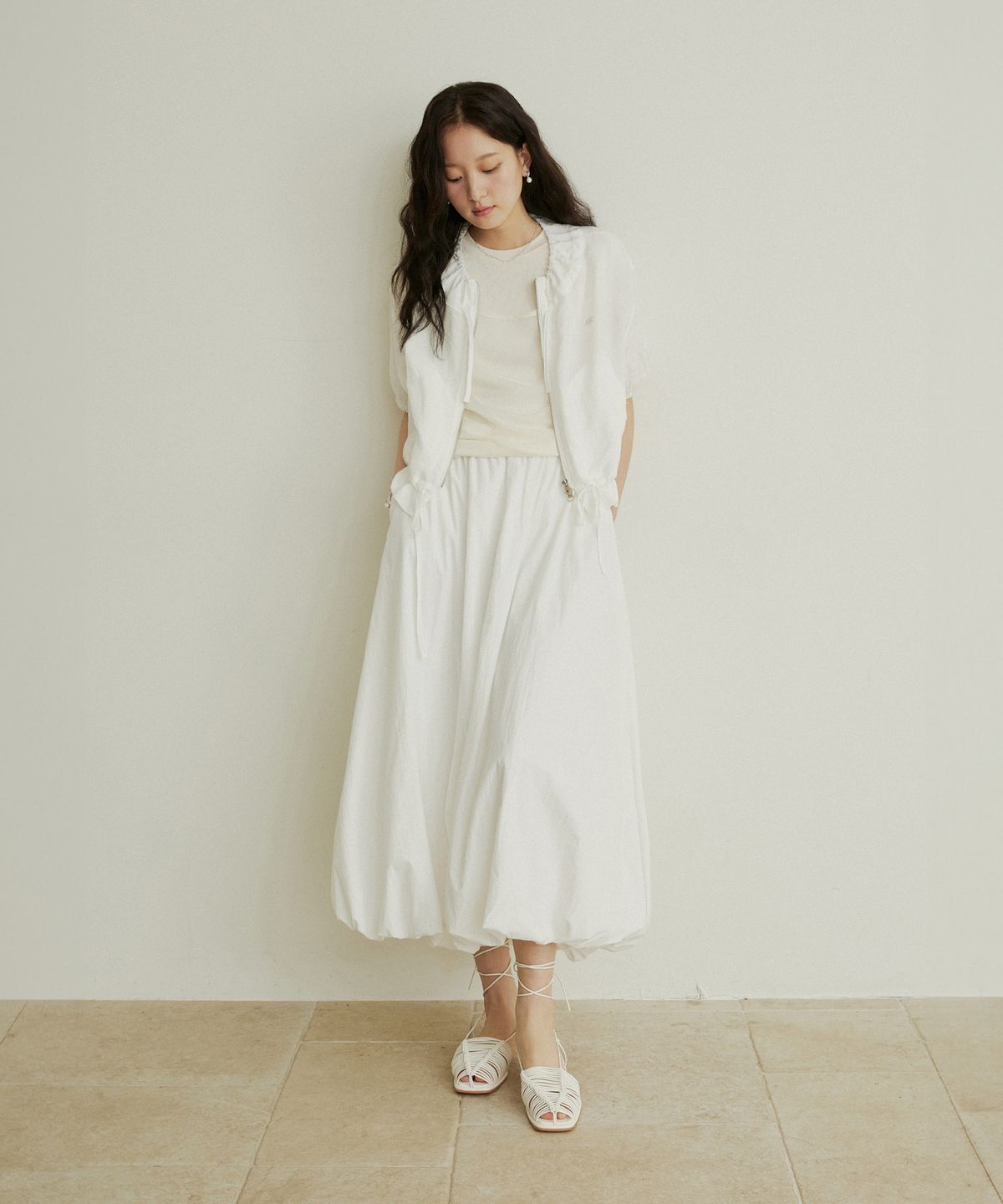 어다울(ADAUL) Shirring half windbreaker - white