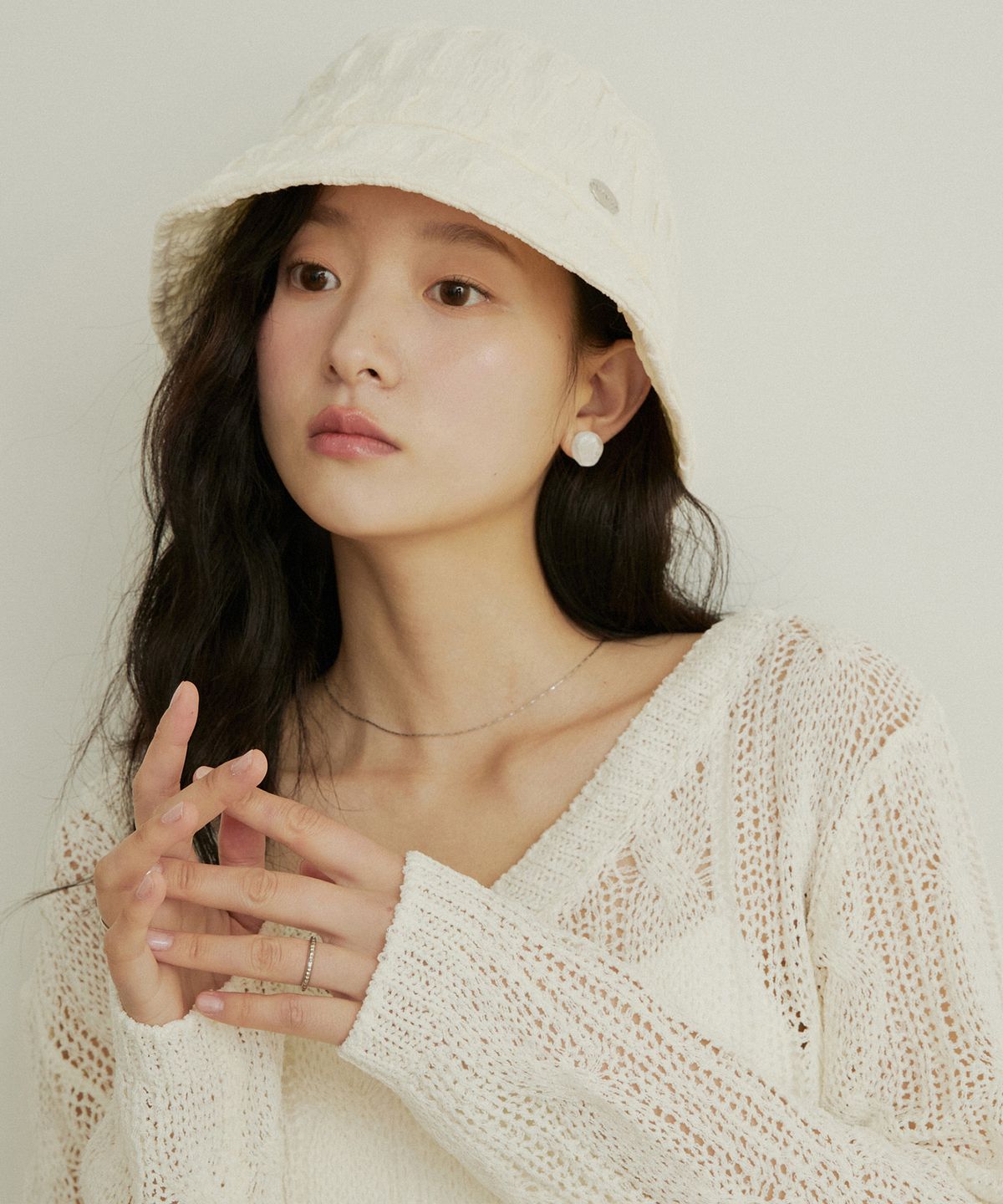 어다울(ADAUL) Soft shirring light bucket hat - 2color