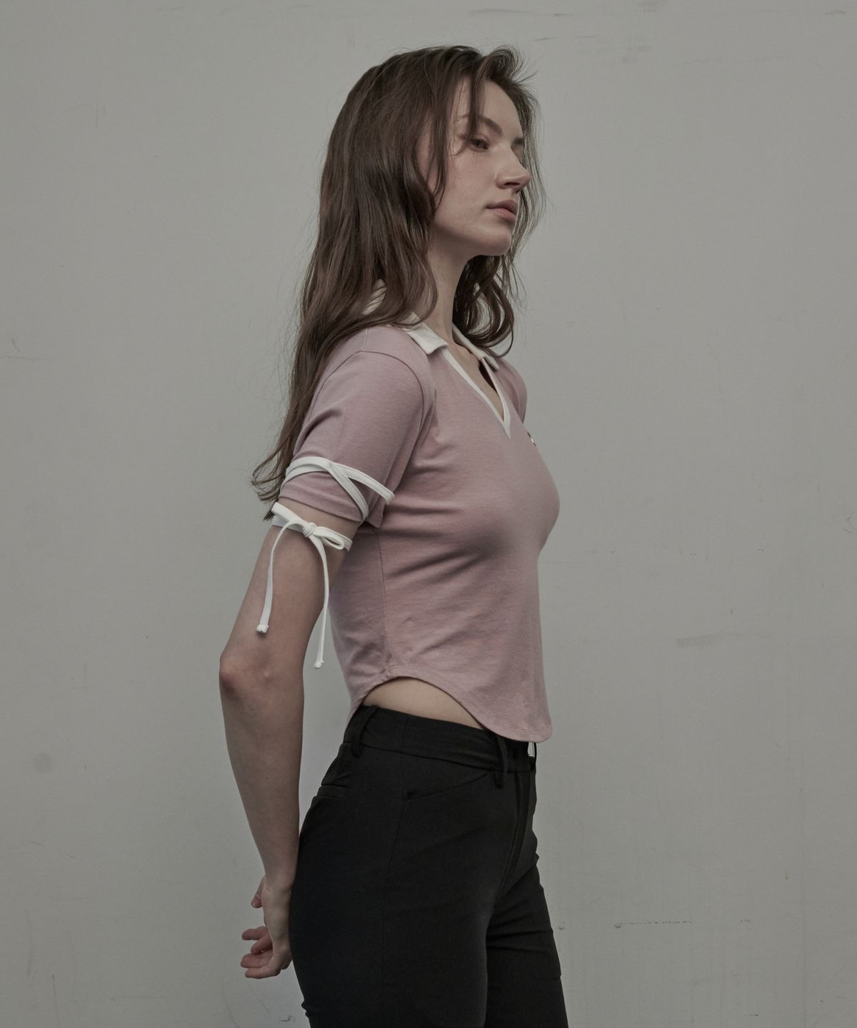 마우솔레움(MAU SOLEUM) Cherie String Collared T-Shirt - Pink
